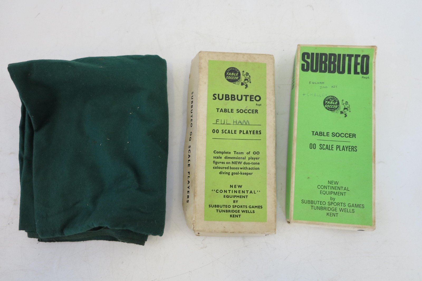 2 x Boxed Subbuteo Teams - Fulham / Fulham 2nd Kit / Chelsea & Cloth Pitch for sale on Ebay