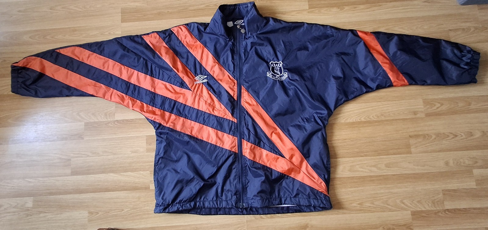 Original 1992-93 Everton Umbro Track Jacket. Size L for sale on Ebay