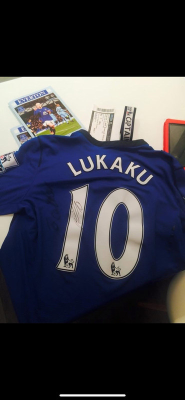 Everton Match Worn Lukaku plus Phil Jagielka‘s captains band see photographs 💙 for sale on Ebay