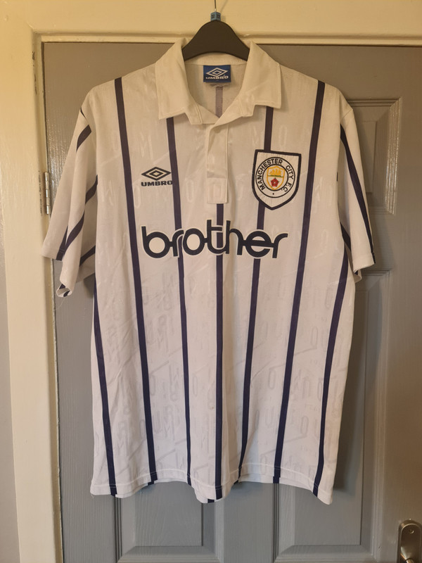 Manchester City Away Shirt 1993 XL for sale on Ebay