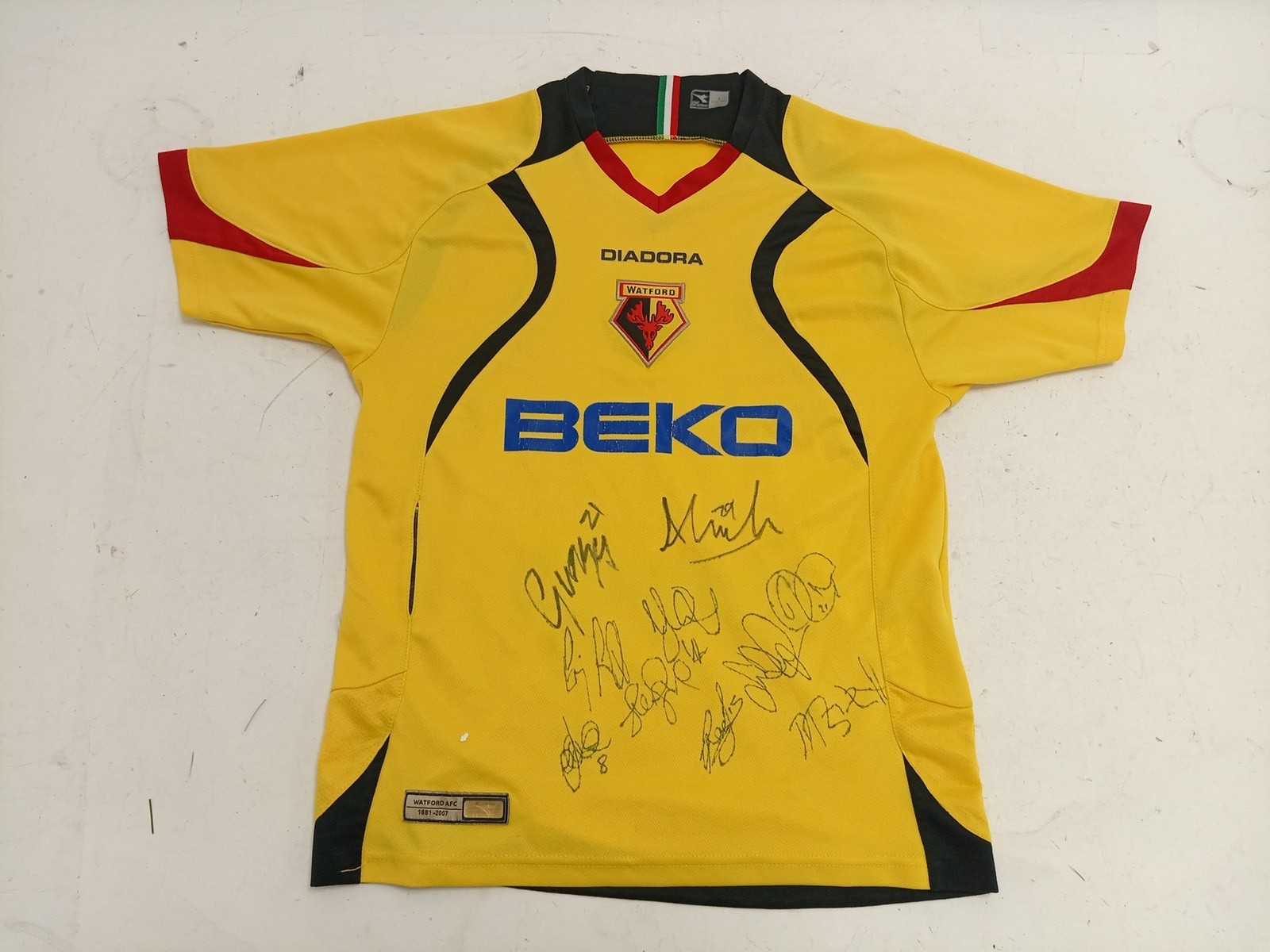 Watford FC Signed Diadora Beko Football Shirt 2007/8 Youth Size 11-12 Yrs for sale on Ebay
