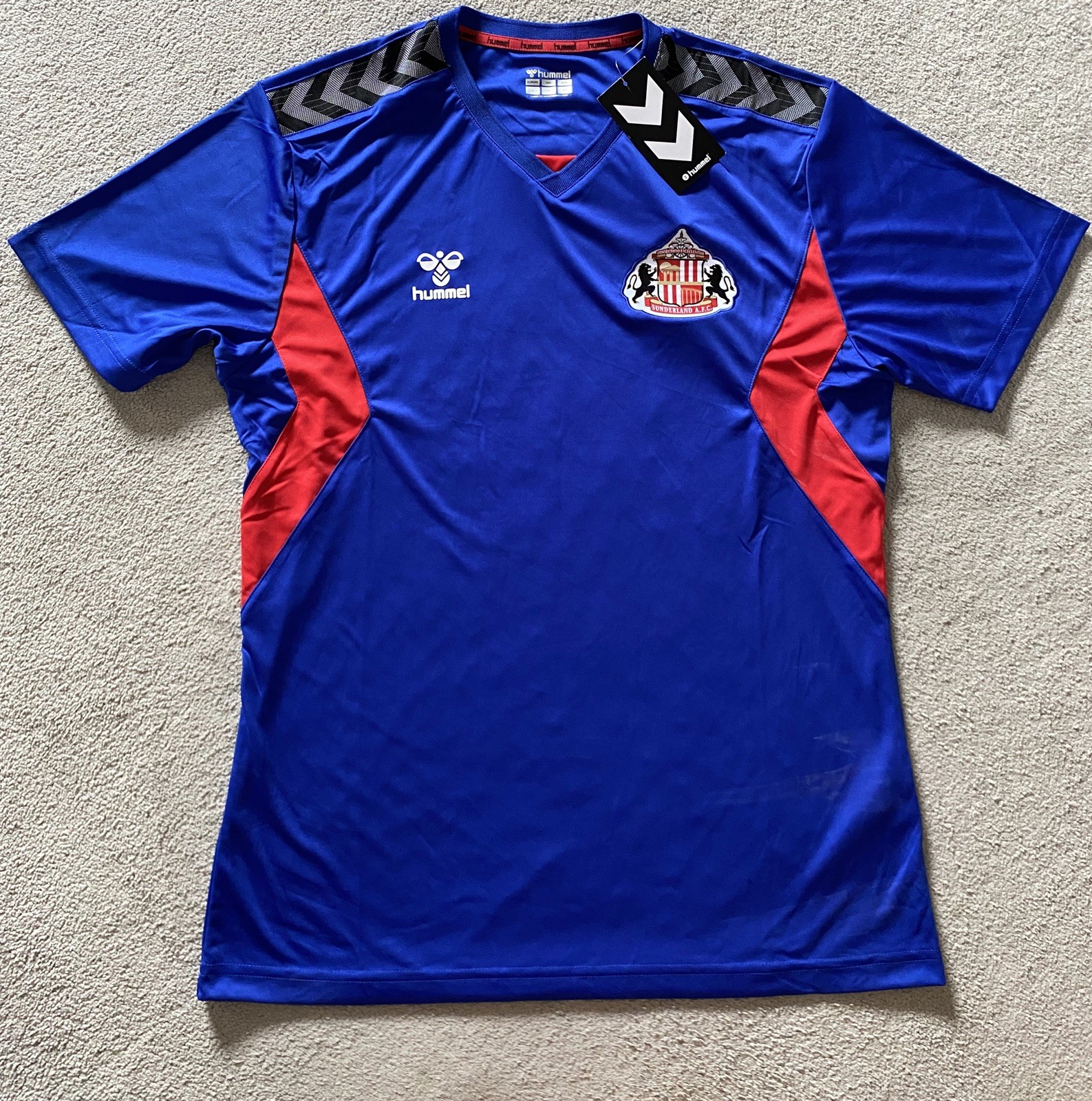 Authentic Sunderland AFC Hummel 2024-2025 Training Shirt UK Large BNWT for sale on Ebay