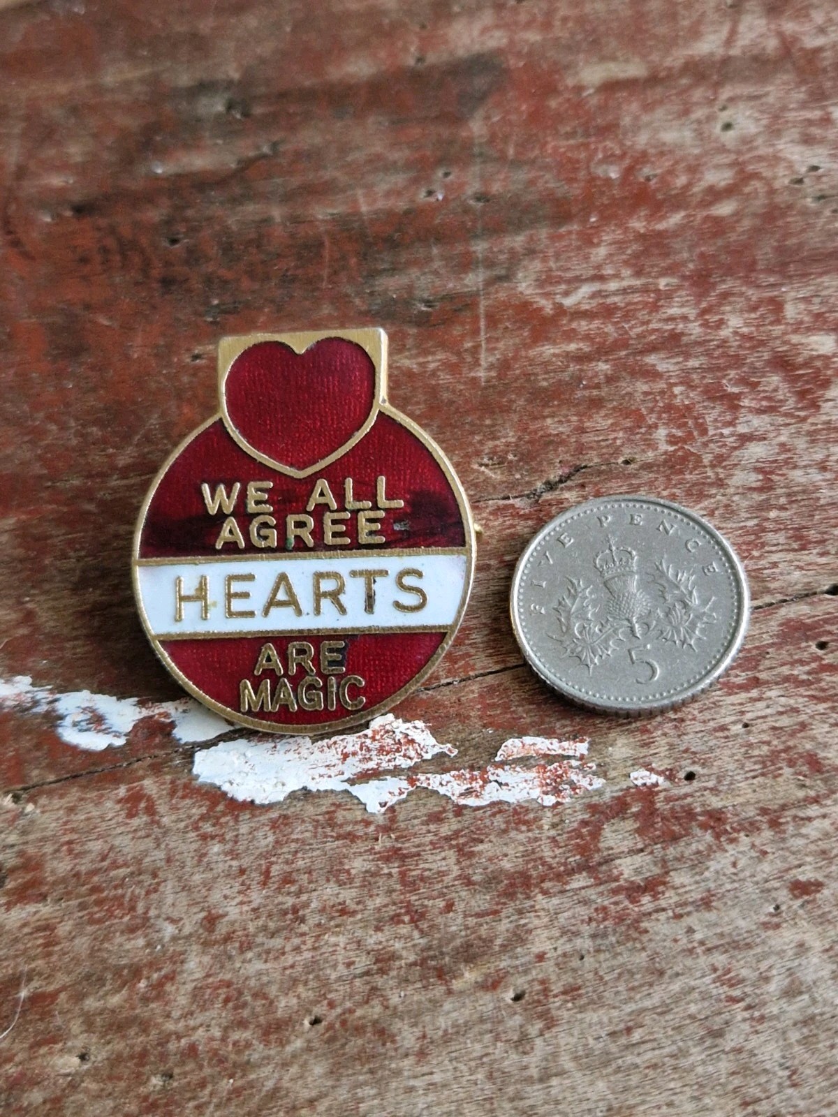 HEART OF MIDLOTHIAN  F C - VINTAGE COFFER  COLLECTABLE FOOTBALL Pin  BADGE  for sale on Ebay