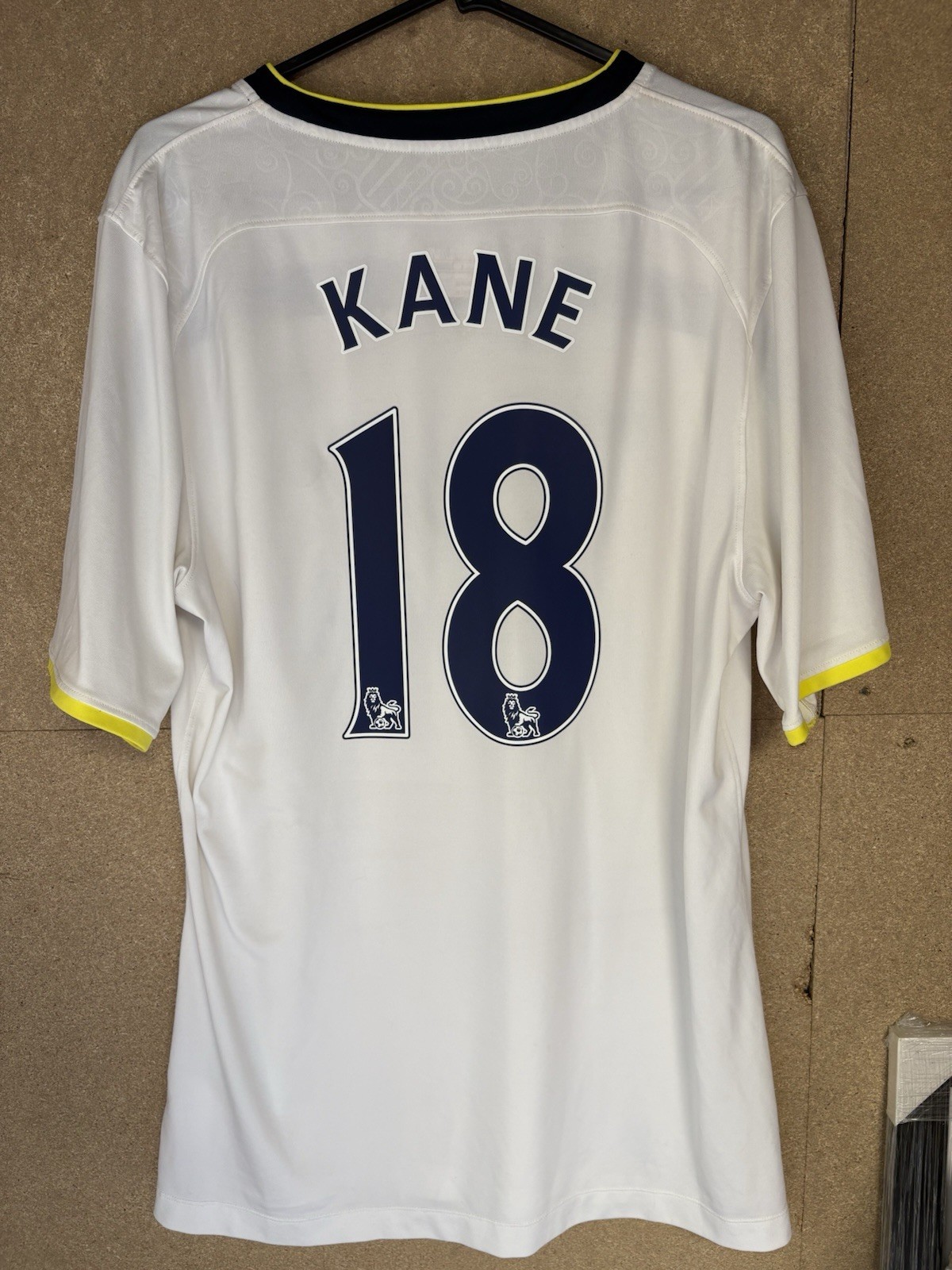 Tottenham Hotspur 2014 Genuine Football Shirt Jersey Kane 18 Size XL VINTAGE for sale on Ebay