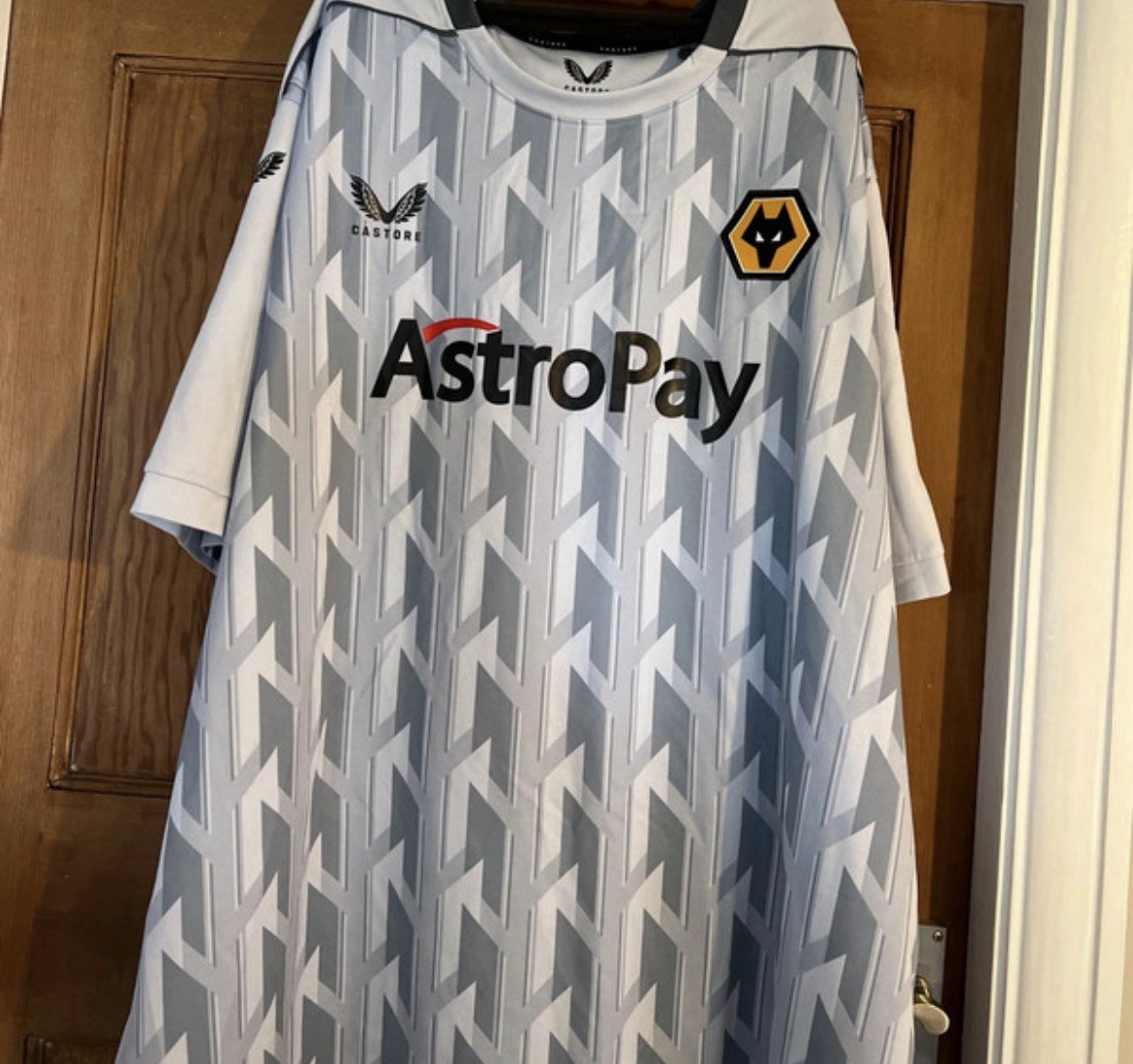 Wolves Costa Shirt 4XL for sale on Ebay