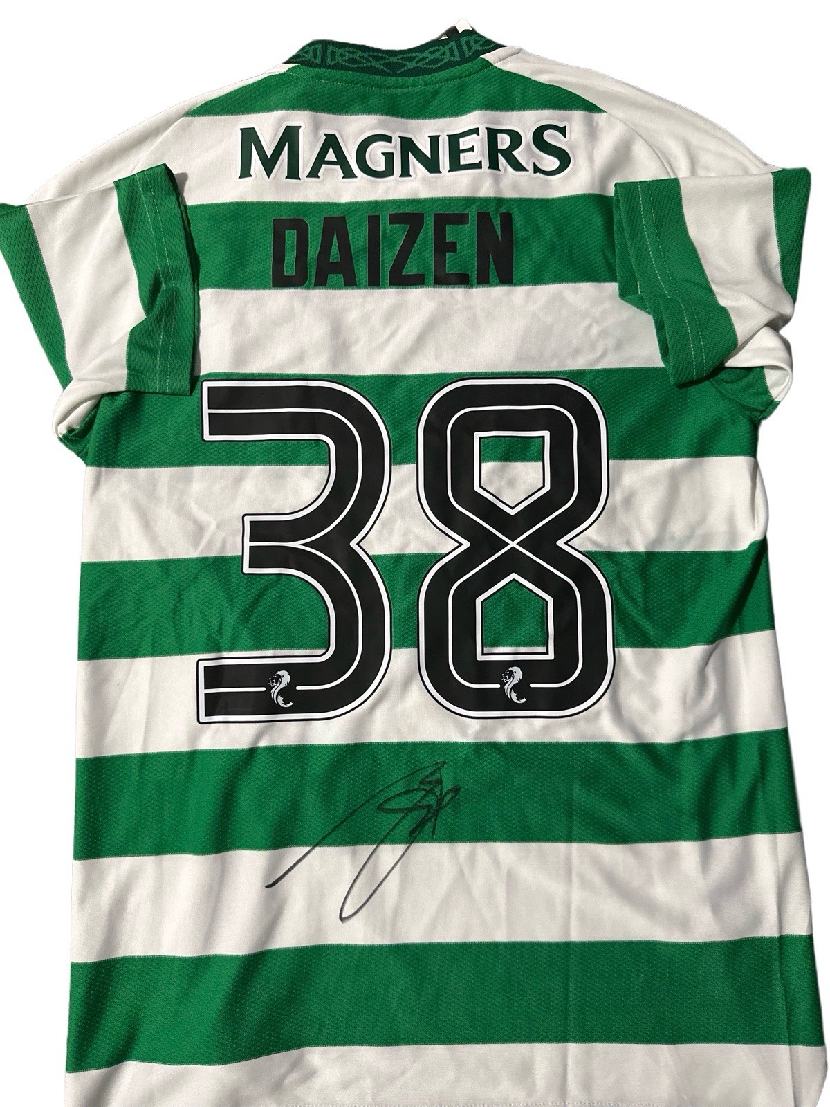 Daizen Maeda Hand Signed Celtic Top With Photo Proof for sale on Ebay