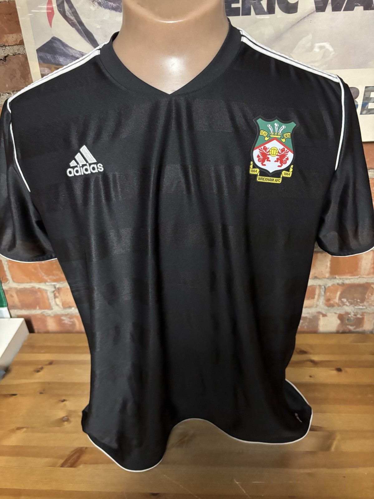 ADIDAS WREXHAM CYMRU 🏴󠁧󠁢󠁷󠁬󠁳󠁿 TRAINING FOOTBALL SHIRT ADULT SIZE XL for sale on Ebay