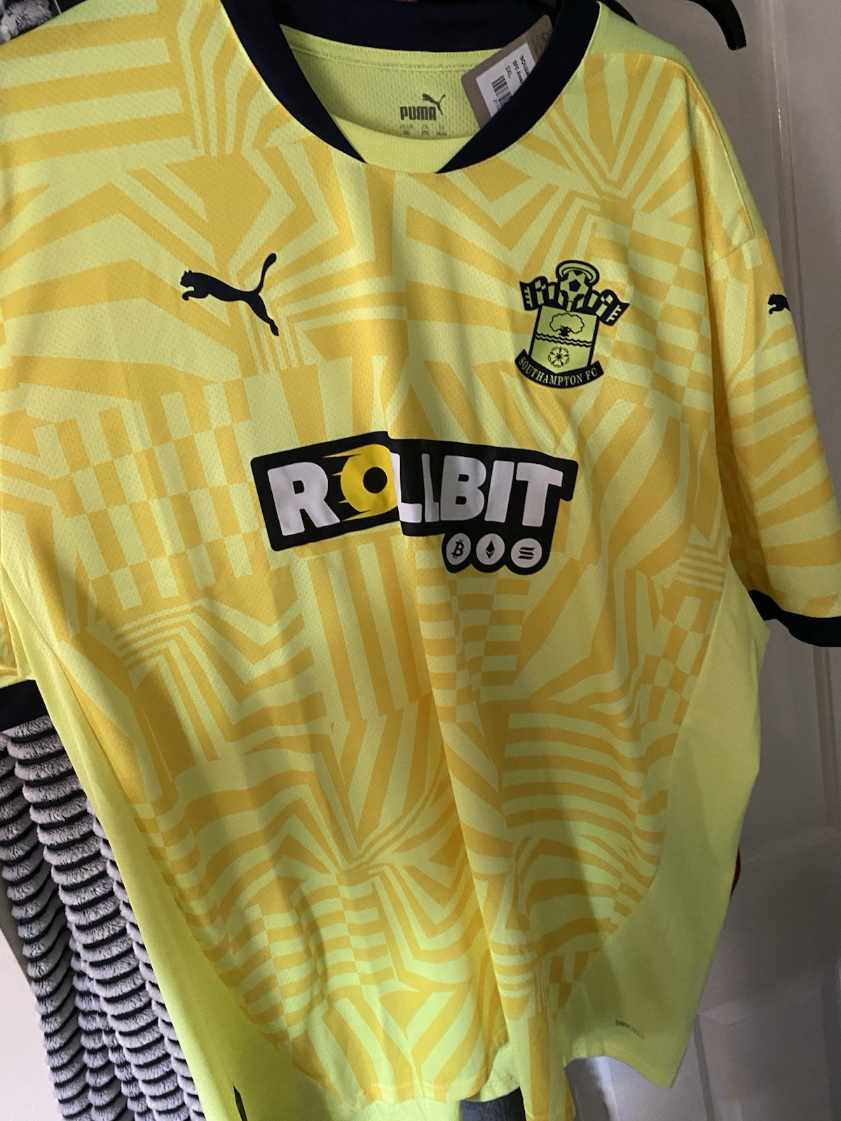 Southampton 24/25 Away Shirt XXXL for sale on Ebay