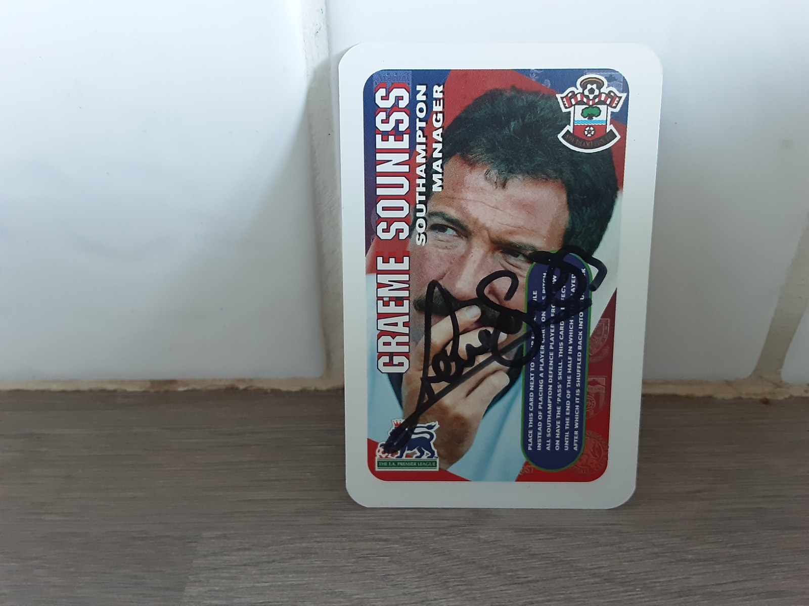 GRAEME SOUNESS - SOUTHAMPTON Hand Signed Football trading card  for sale on Ebay
