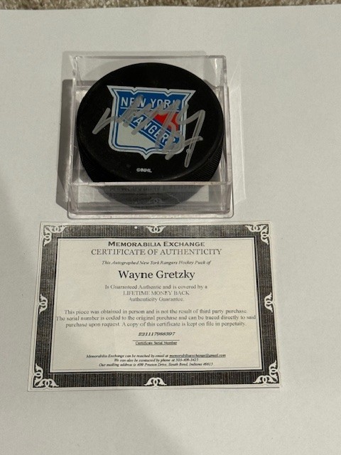 Wayne Gretzky Signed Autographed NY Rangers Official Puck - COA Please Read for sale on Ebay