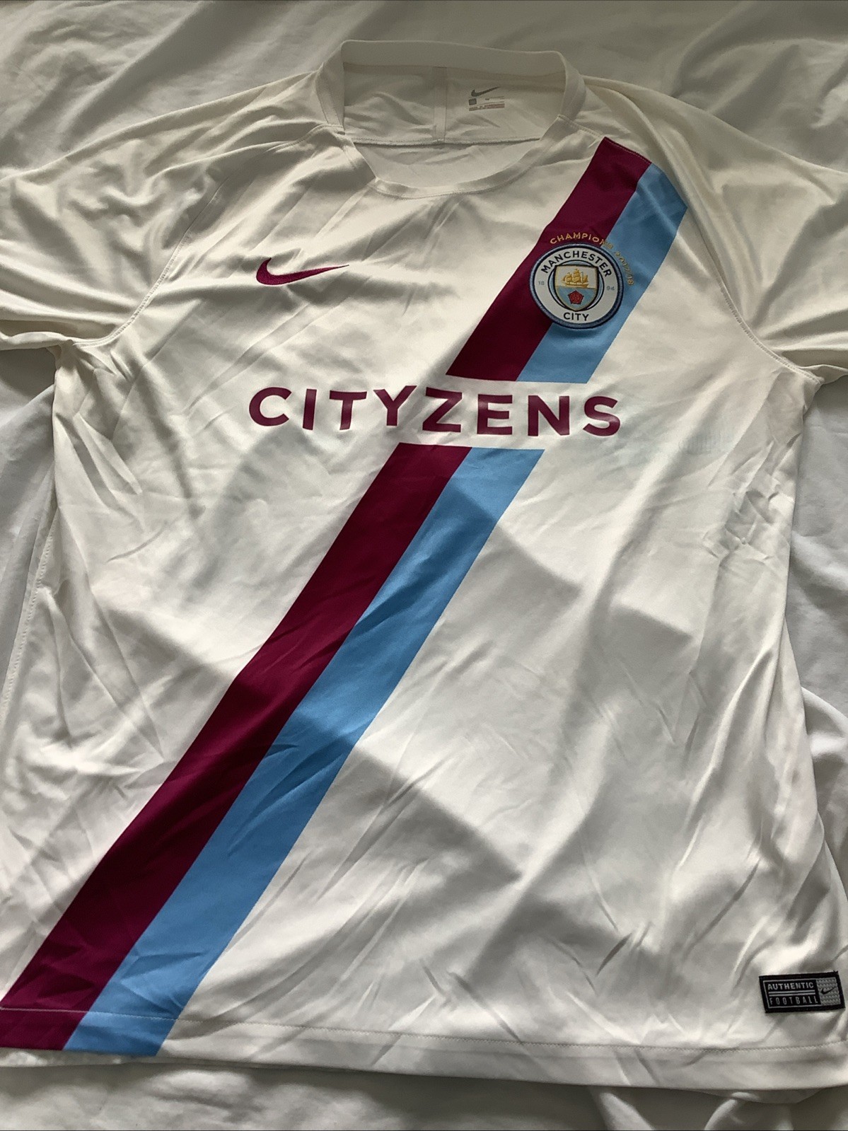 Manchester City Champions Football Shirt 2017/18 Size XL for sale on Ebay