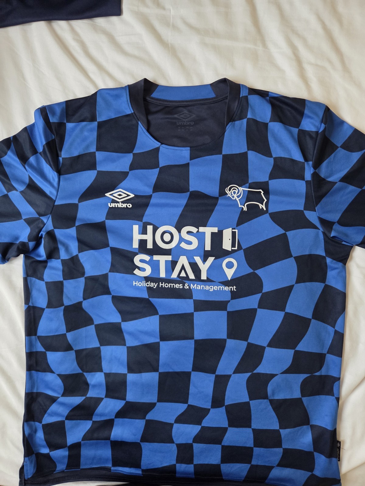 Derby County Men’s Football Shirt XXL for sale on Ebay