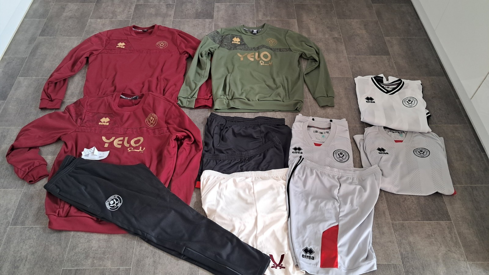 Sheffield United Bundle Joblot Match Shirt Jumper Joggers Training Kit M/L for sale on Ebay