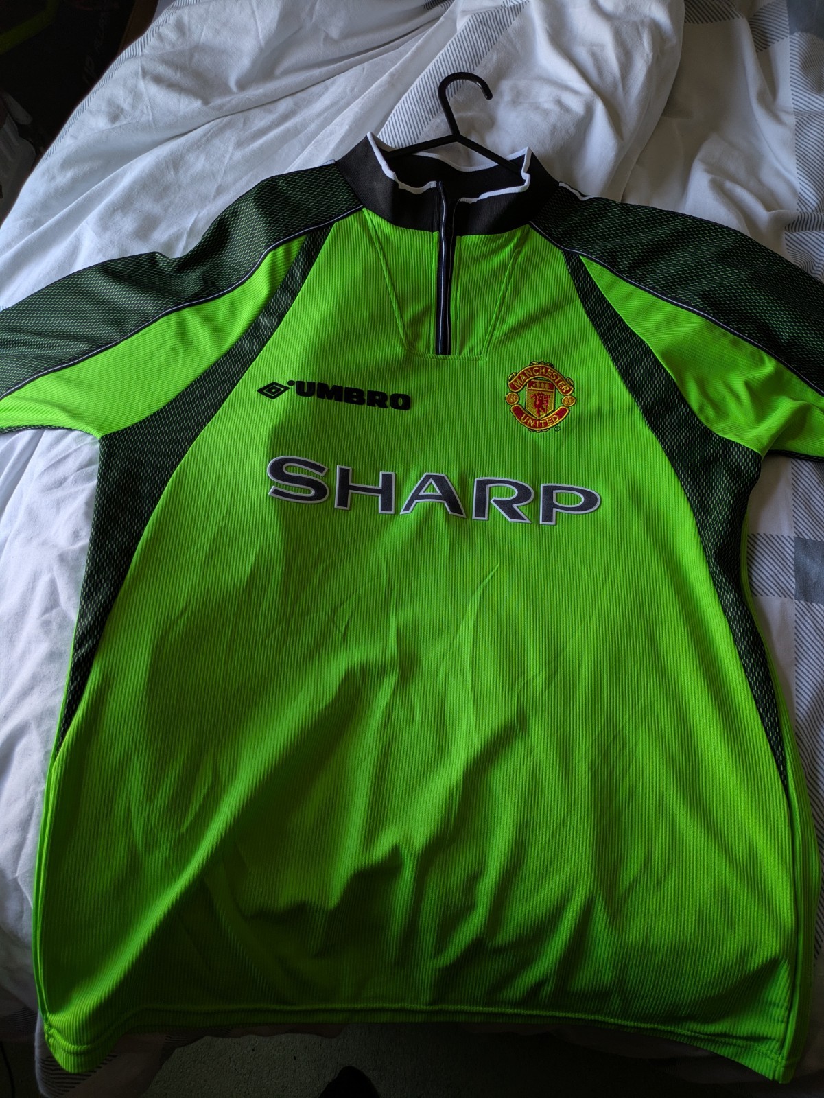 Manchester United Umbro 1998/99 Goalkeeper Shirt #1 SCHMEICHEL Premiership Print for sale on Ebay