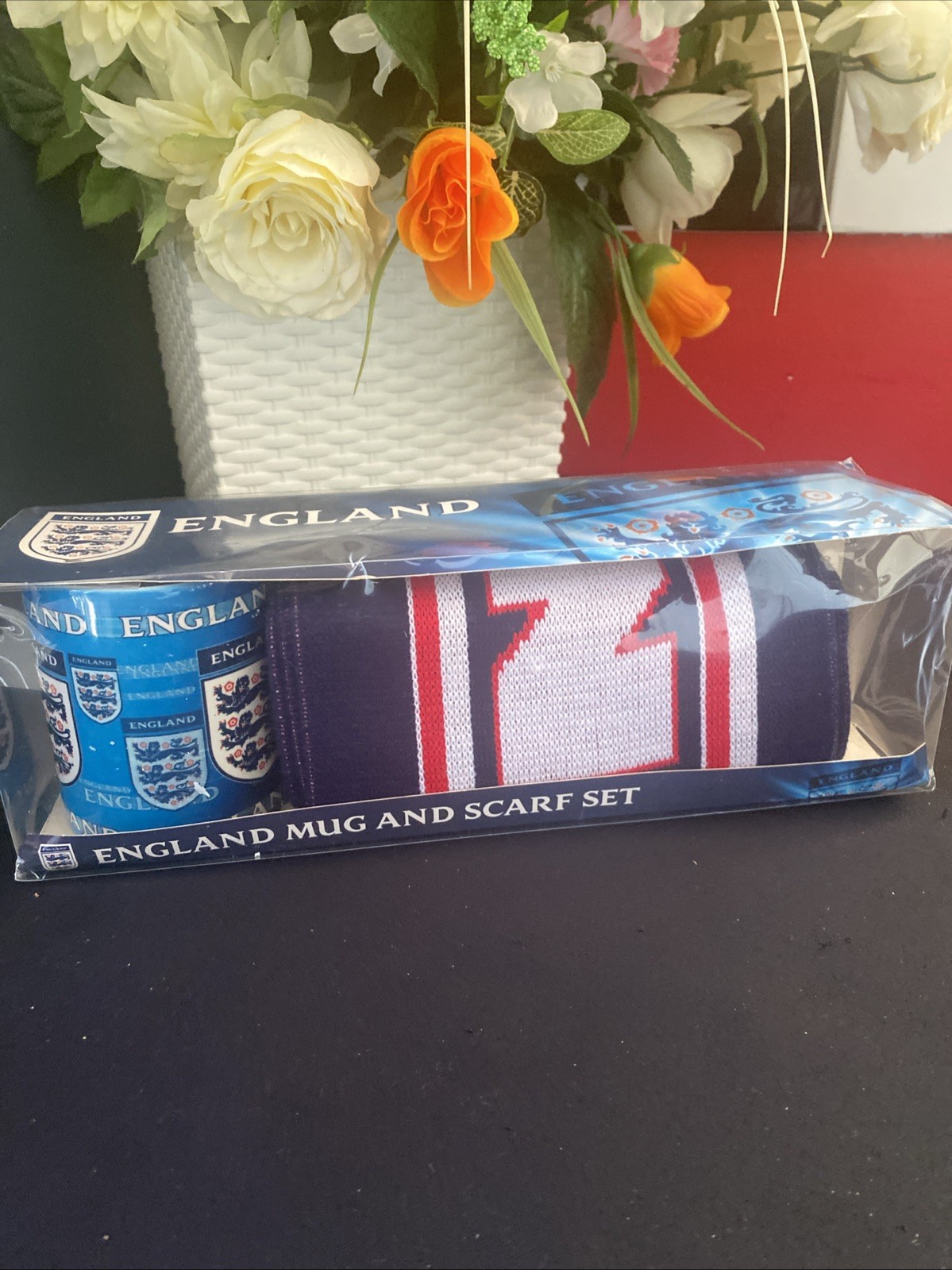 ENGLAND SCARF & ENGLAND MUG NEW for sale on Ebay