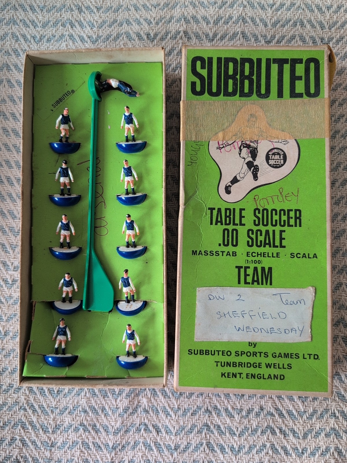 VINTAGE SUBBUTEO HW HEAVYWEIGHT REF 17 BRIGHTON SHEFFIELD WEDNESDAY TEAM for sale on Ebay