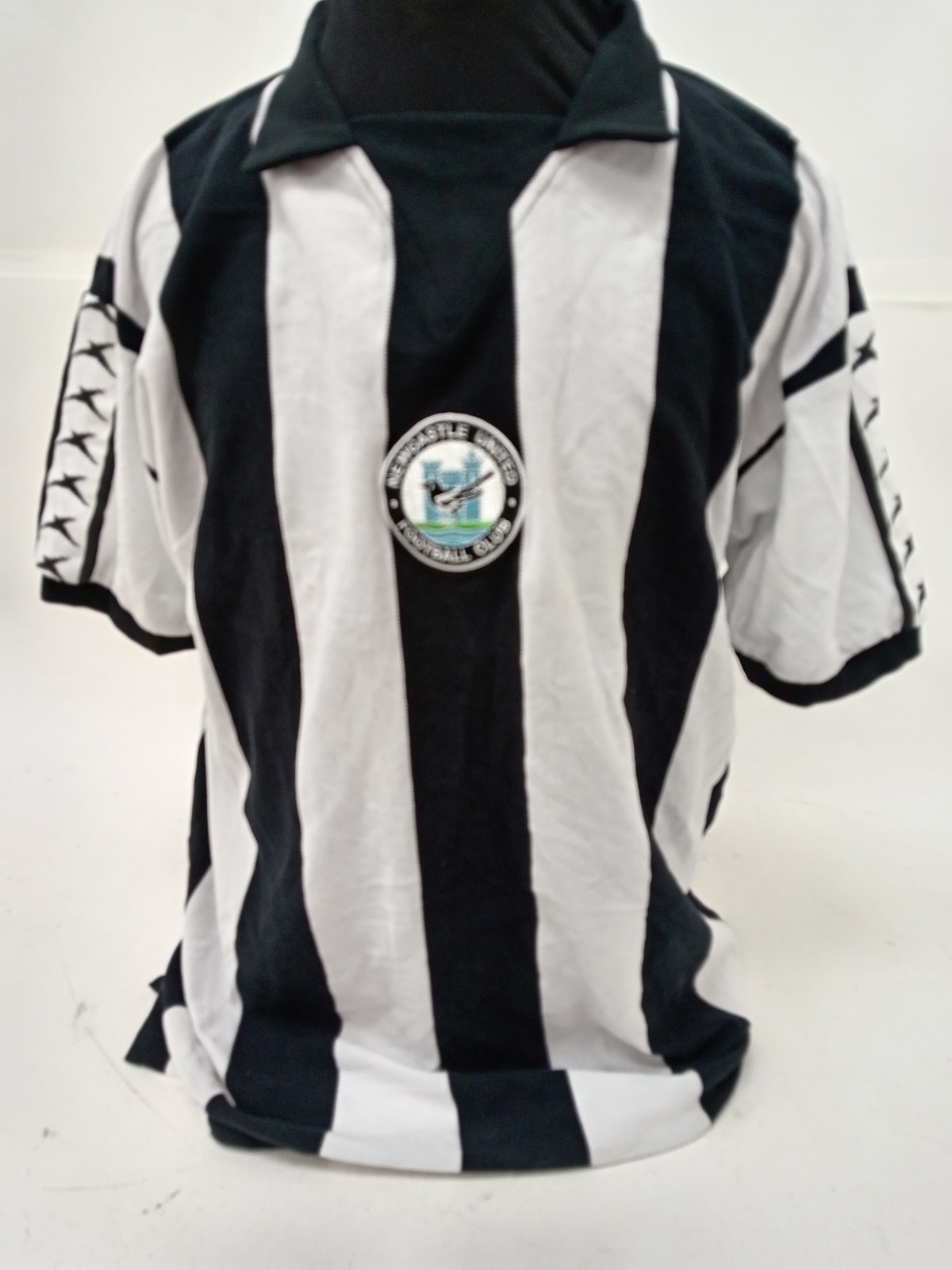 Vintage Newcastle United Bukta Football Shirt XL Black White Score Draw 52