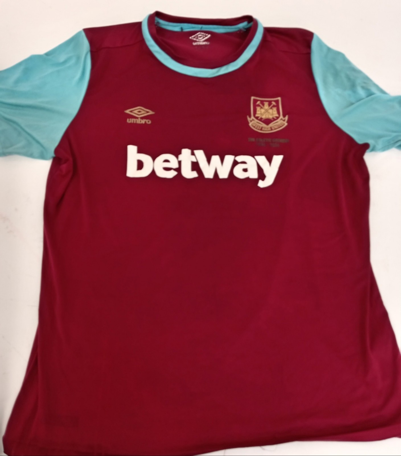 West Ham United 2015-16 Home Football Shirt XL Umbro Short-Sleeve Red/Blue for sale on Ebay