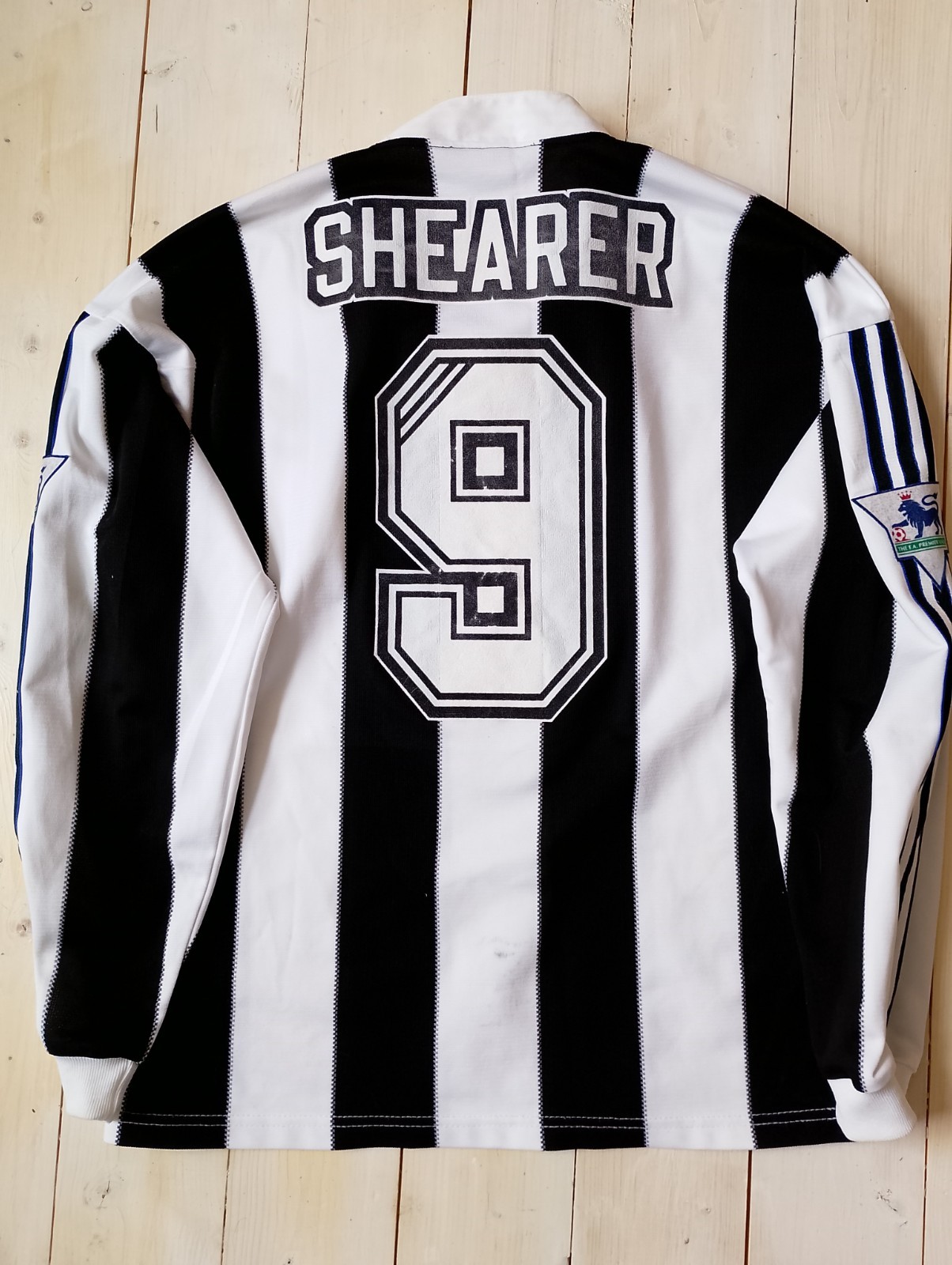 Replica Newcastle United shirt (M) 95 - 96 SHEARER 9 for sale on Ebay