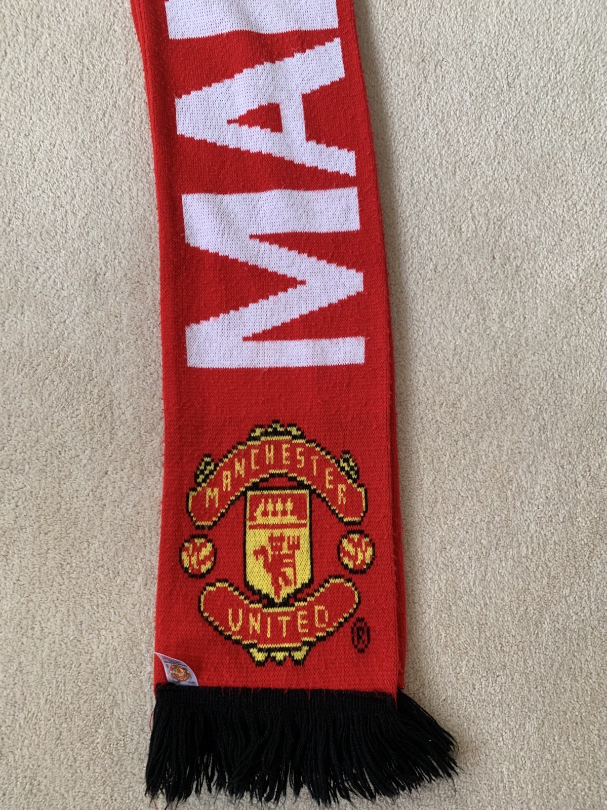 MANCHESTER UNITED FOOTBALL SCARF - MAN UTD for sale on Ebay
