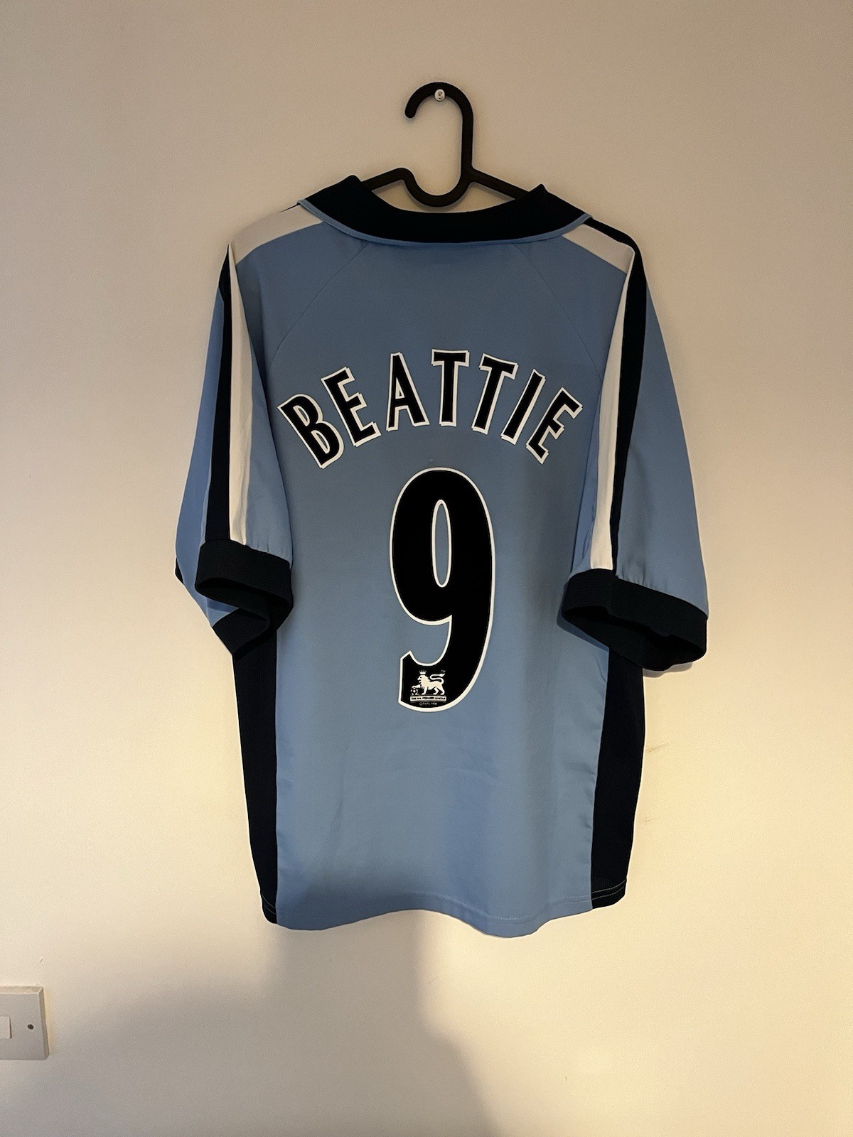 Southampton 2004-2006 Third Football Shirt, BEATTIE 9, Medium for sale on Ebay