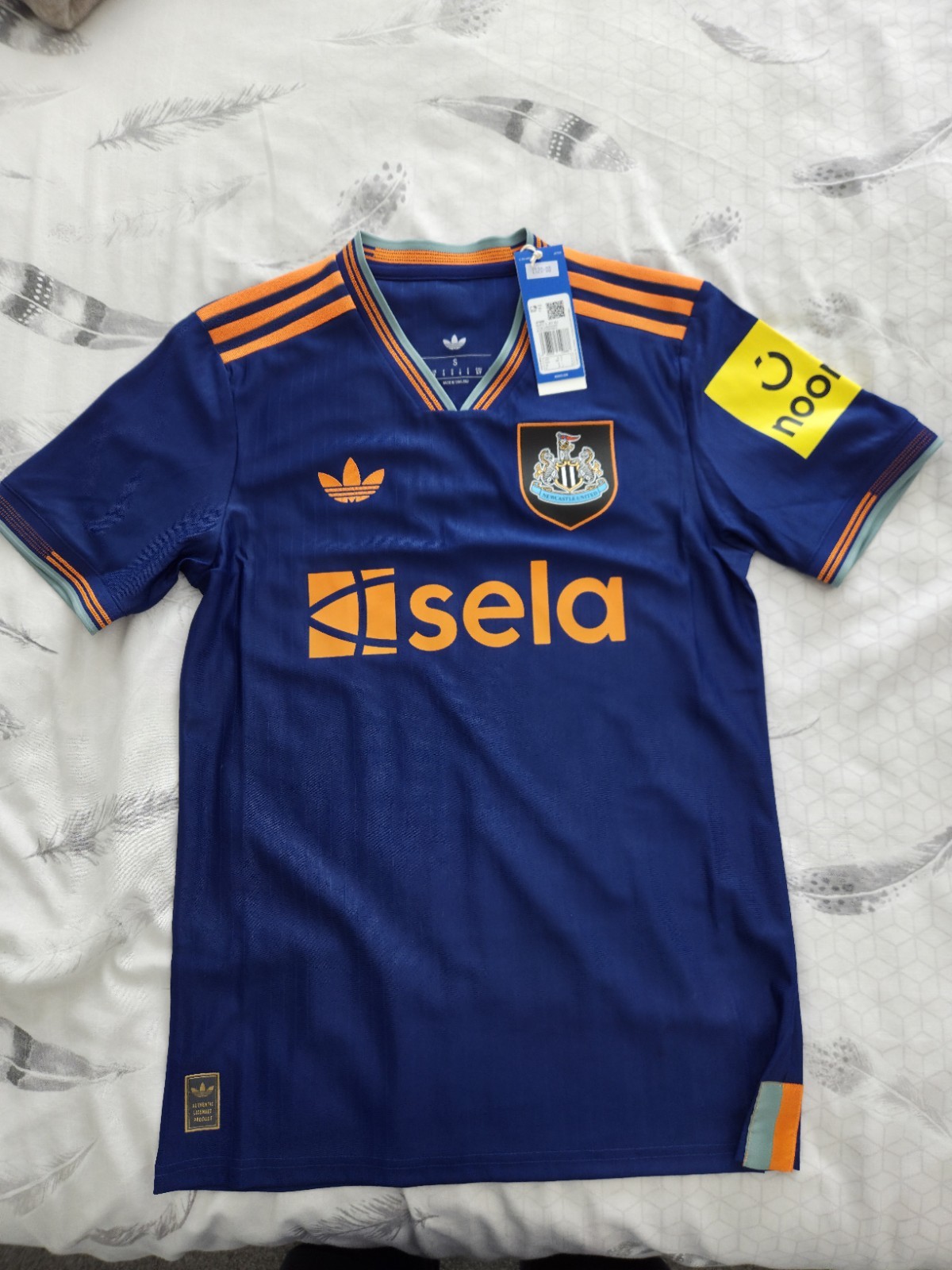 Newcastle United 2025-26 Third Shirt, Authentic Official.  Man's Small for sale on Ebay