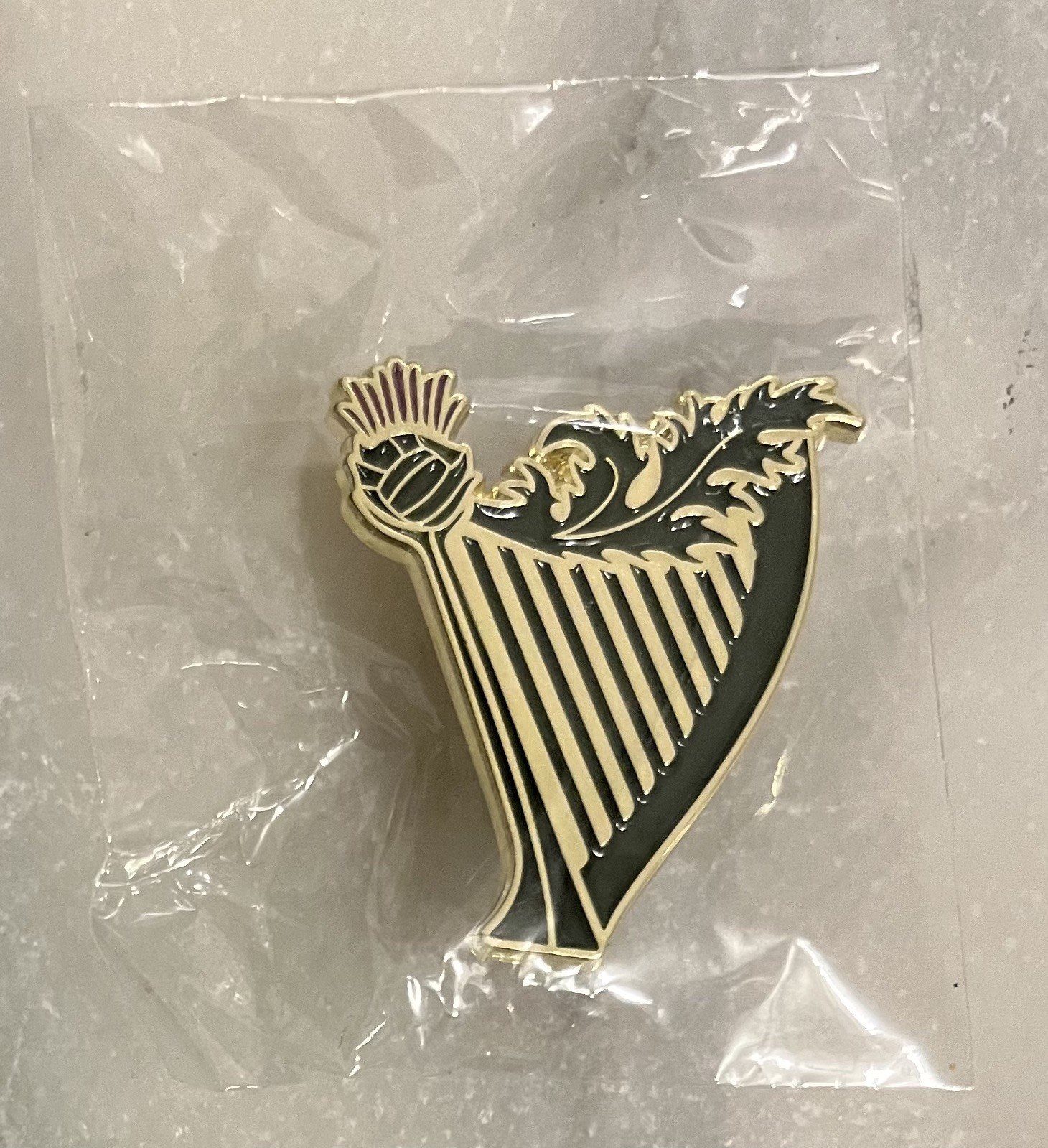  BNIB Season Ticket Holders Exclusive Hibernian FC 150th Anniversary Pin / Badge for sale on Ebay