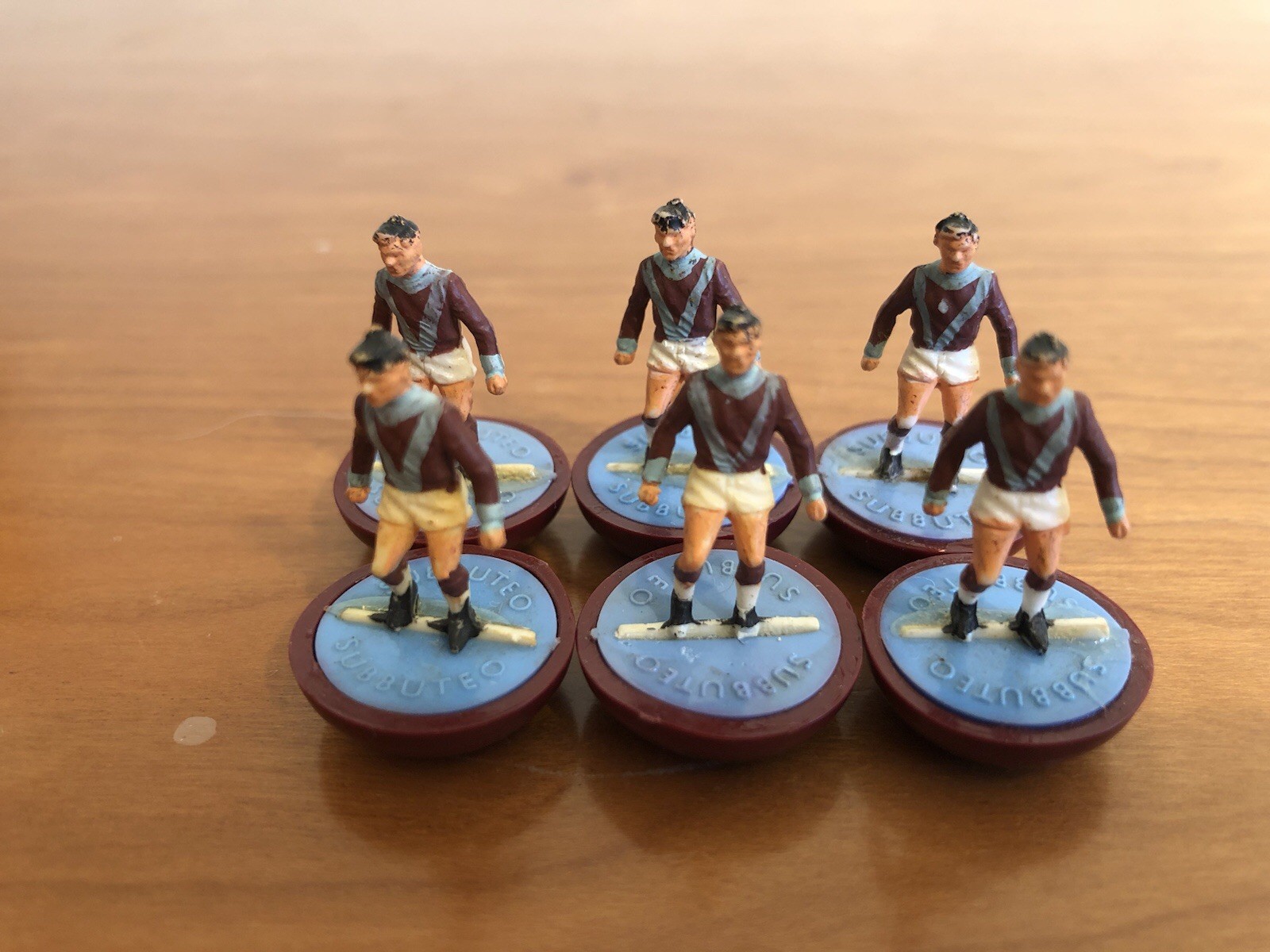 Subbuteo Heavyweight Spare players Burnley ref 170 for sale on Ebay