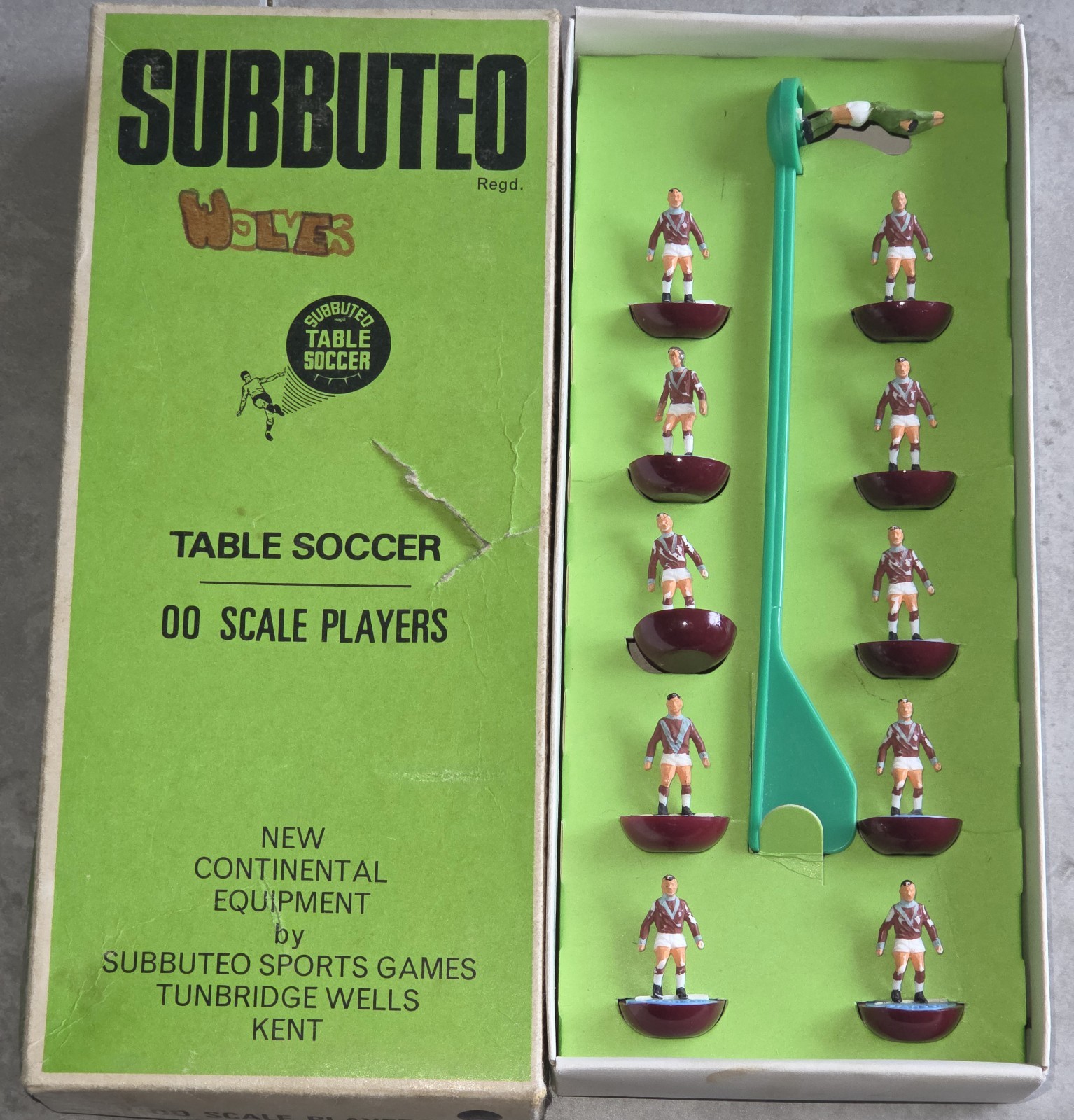 Subbuteo Burnley Ref 170 HW for sale on Ebay