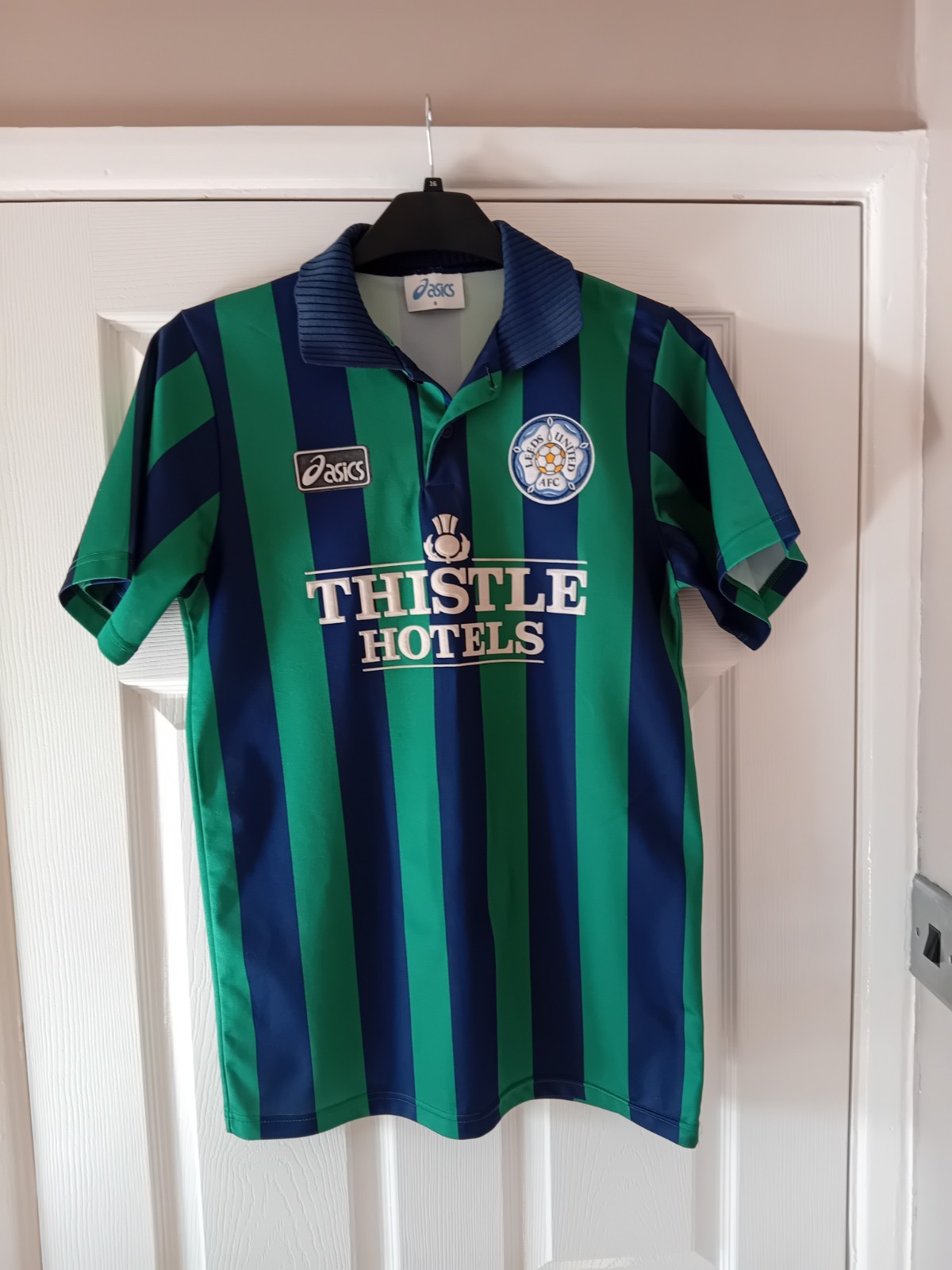 Leeds United Football Shirt 1993/95 ASICS 3rd Kit - Size Small - Thistle Hotels. for sale on Ebay