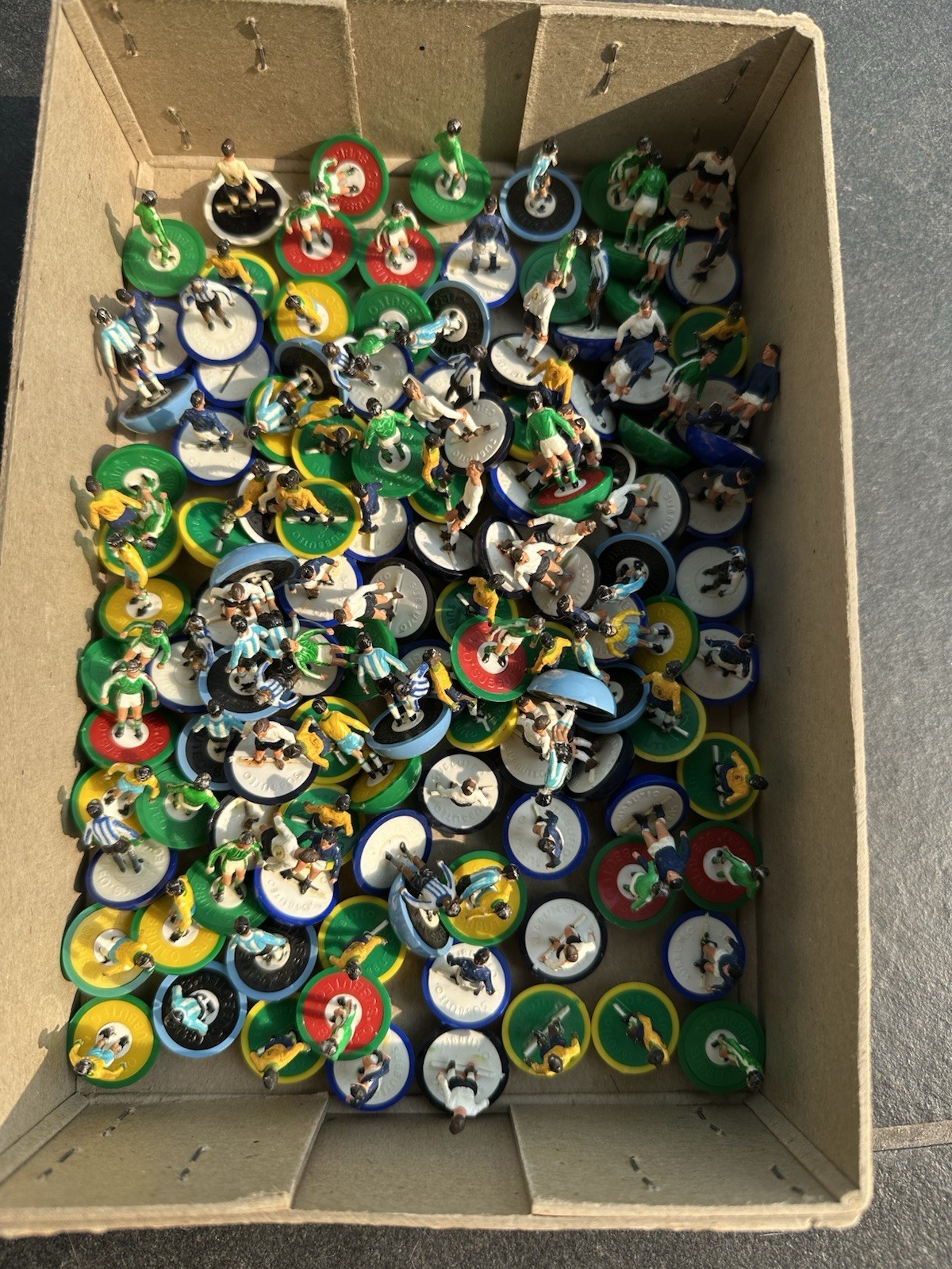 Subbuteo h/w and l/w players - job lot of 117 players incl 9 complete teams for sale on Ebay