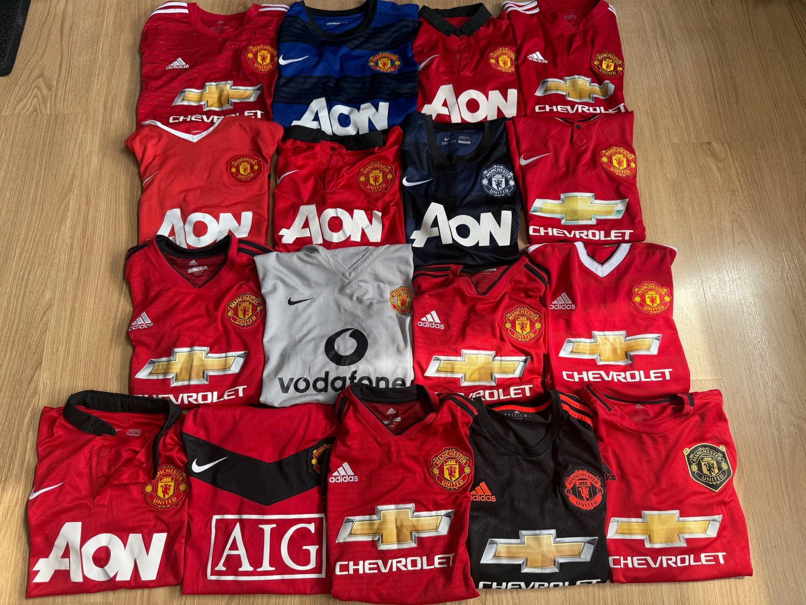 Manchester United Football Shirts Collection Bundle x 17 Nike & Adidas for sale on Ebay