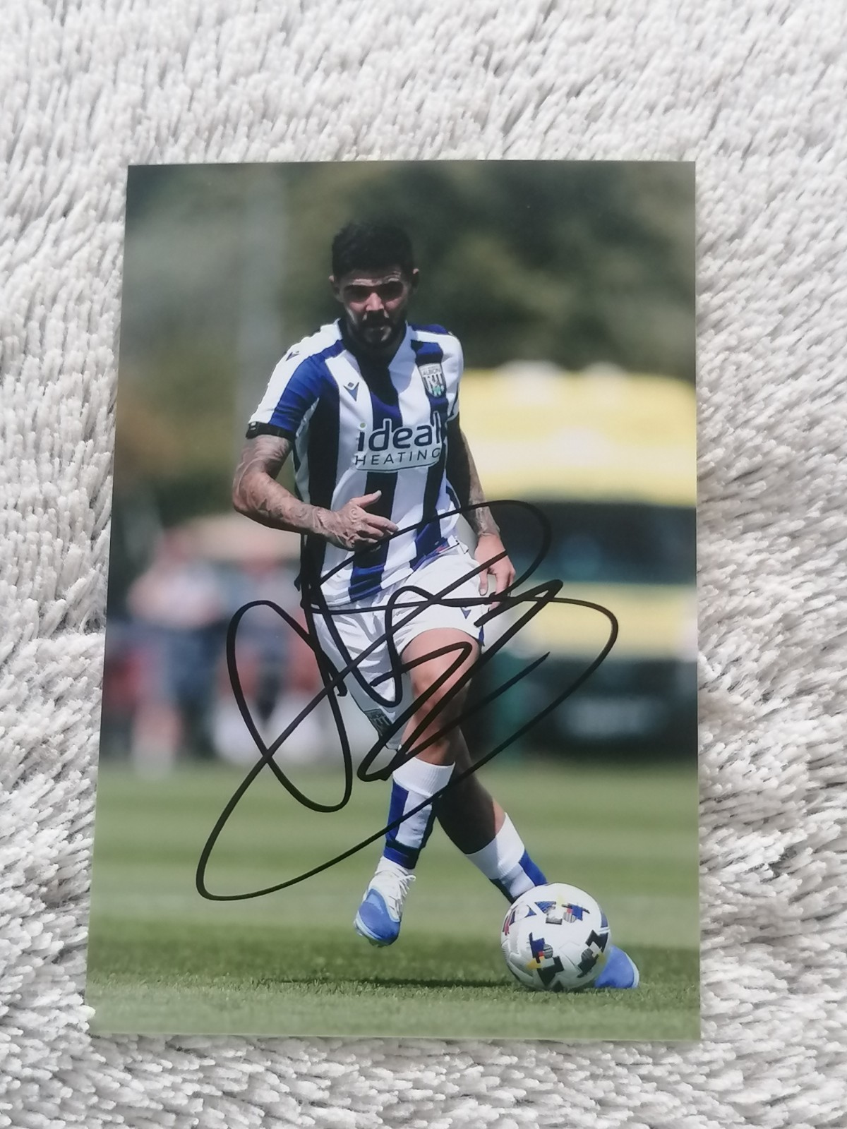 WBA. WEST BROM. WEST BROMWICH ALBION. HAND SIGNED PHOTO 6X4 ALEX MOWATT.  for sale on Ebay