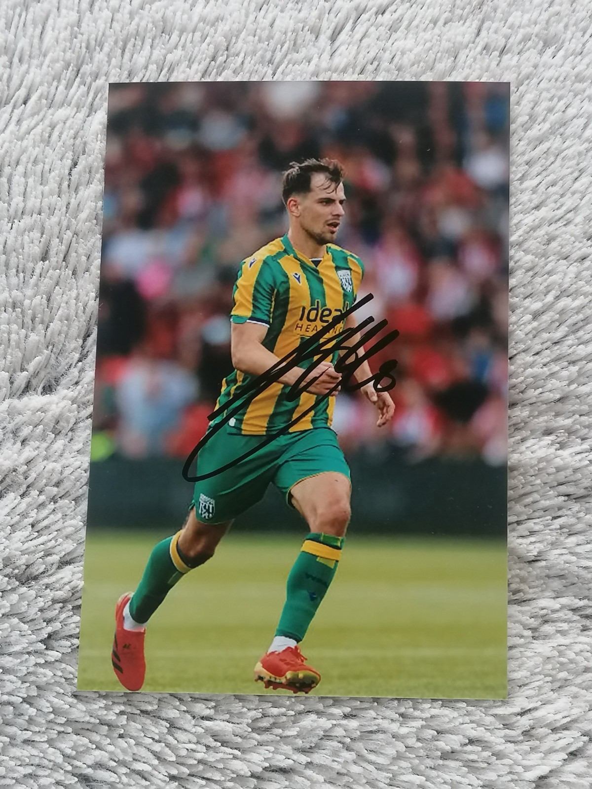 WBA. WEST BROM. WEST BROMWICH ALBION. HAND SIGNED PHOTO 6X4 JAYSON MOLUMBY.  for sale on Ebay