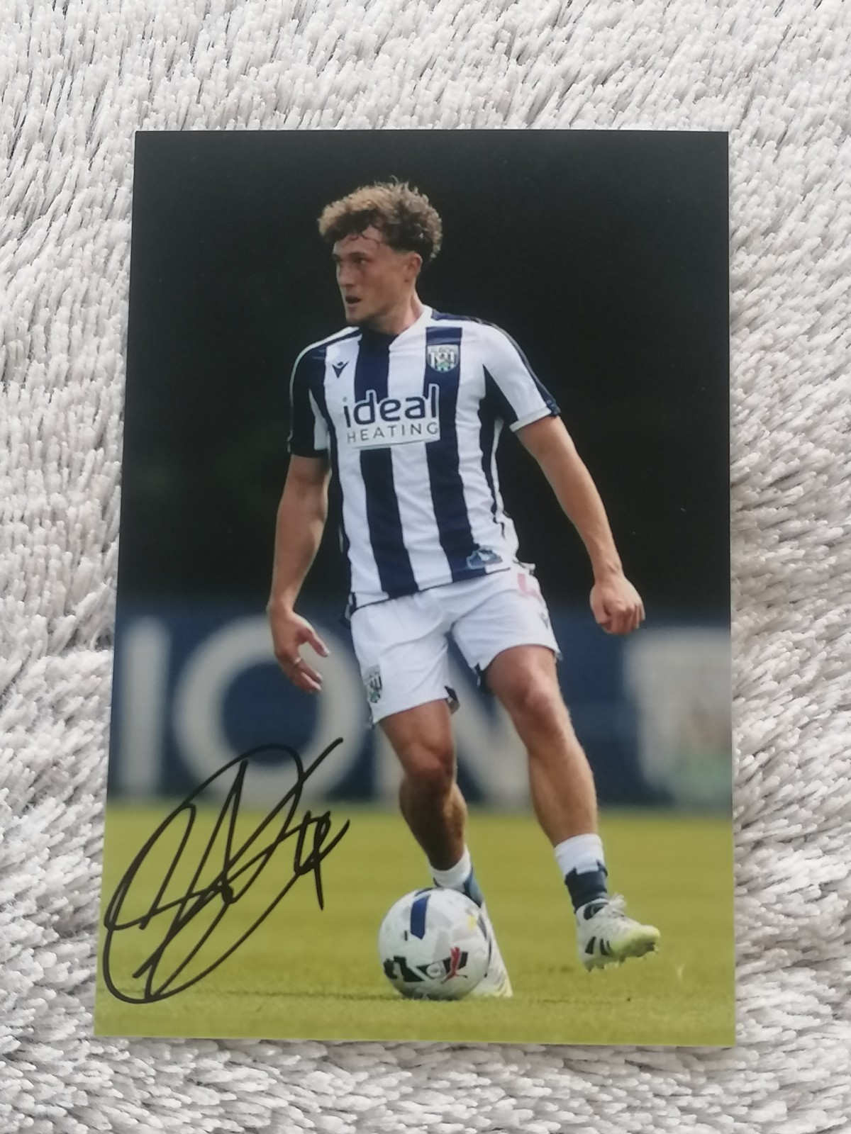 WBA. WEST BROM. WEST BROMWICH ALBION. HAND SIGNED PHOTO 6X4 CALLUM STYLES.  for sale on Ebay