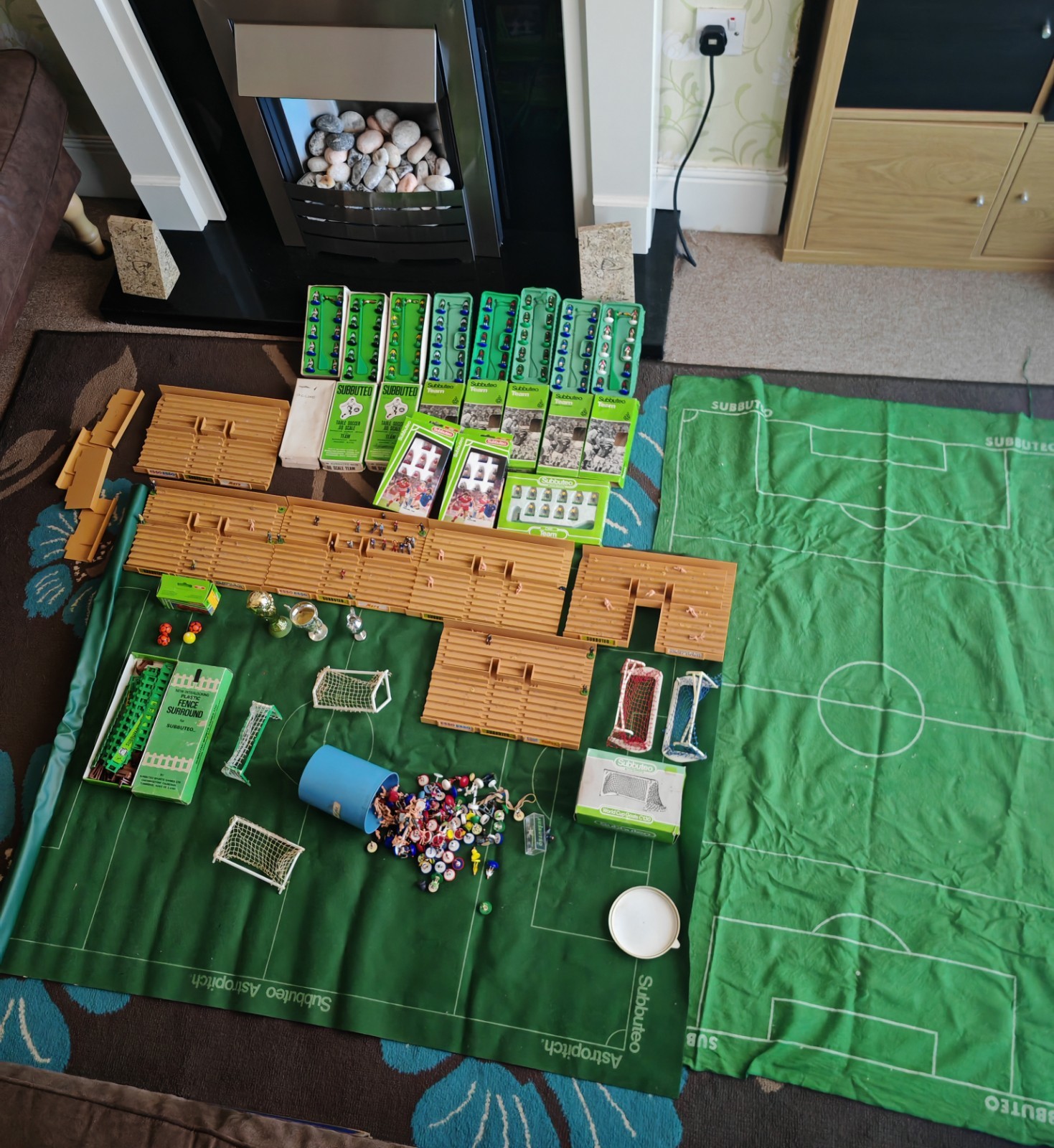 Subbuteo Vintage Job Lot Goals, Teams, Players, Miscellaneous Items Boxed for sale on Ebay
