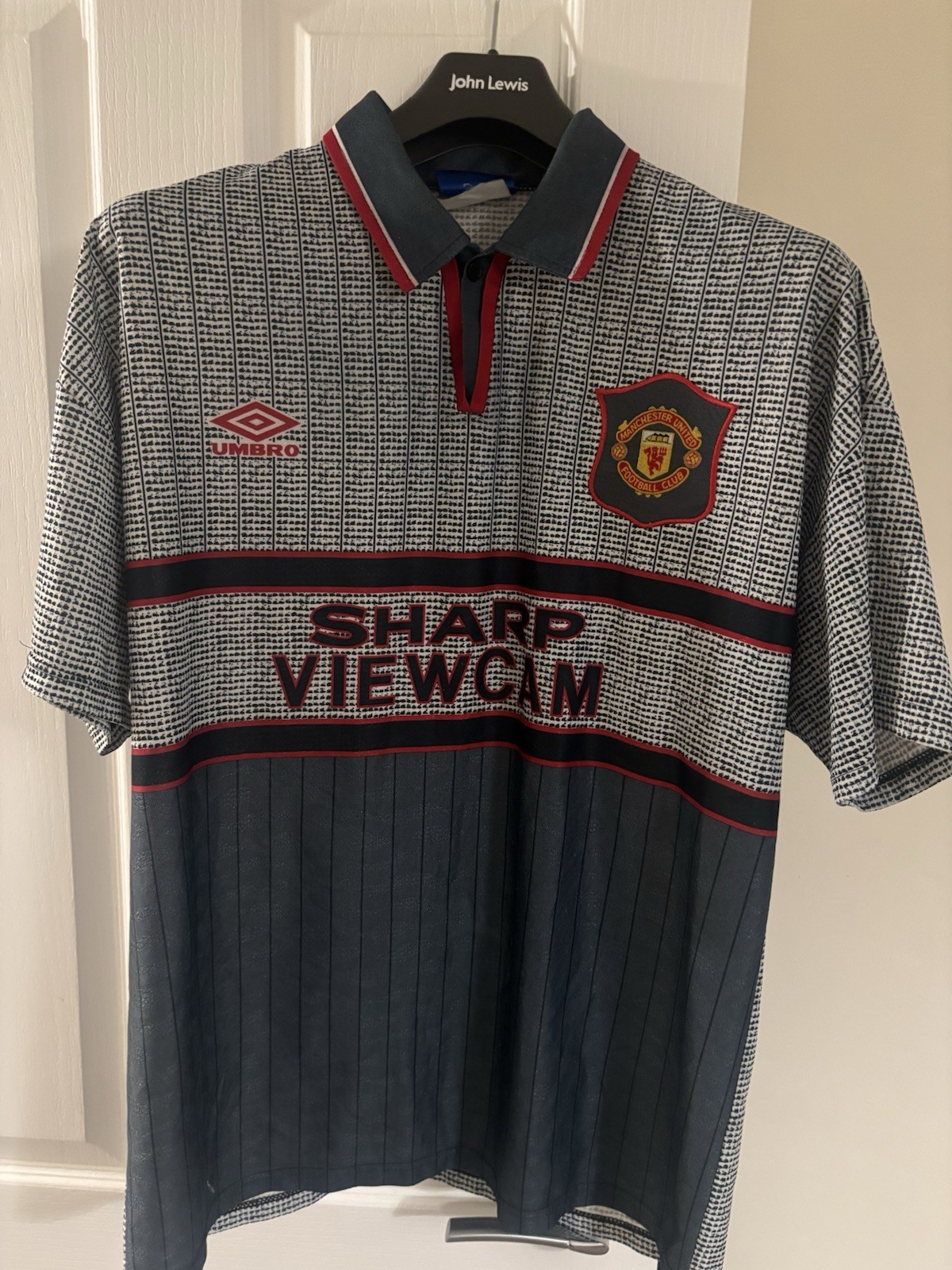 Authentic Manchester United 1995/96 Away Shirt Umbro Sharp Viewcam Retro Vintage for sale on Ebay