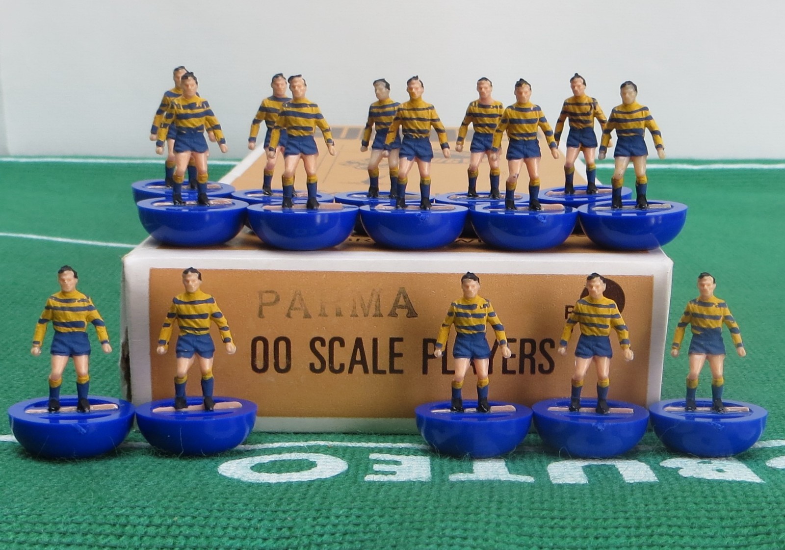 SUBBUTEO RARE HW RUGBY TEAM, PARMA, IN ORIGINAL PRINTED BOX. GORGEOUS! for sale on Ebay