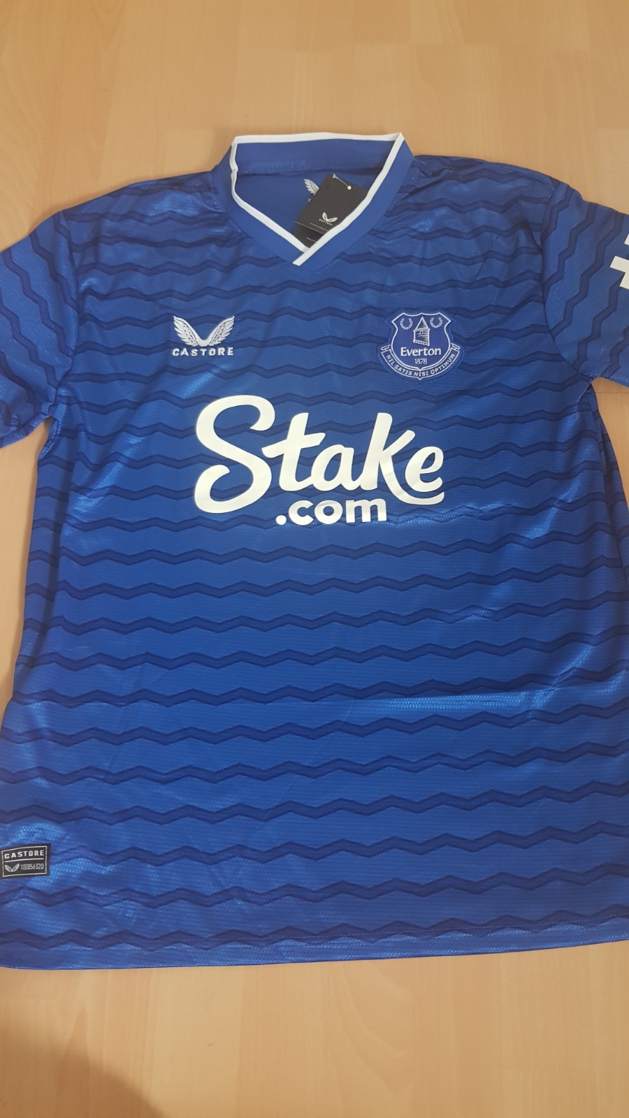 New Everton football shirt home for sale on Ebay
