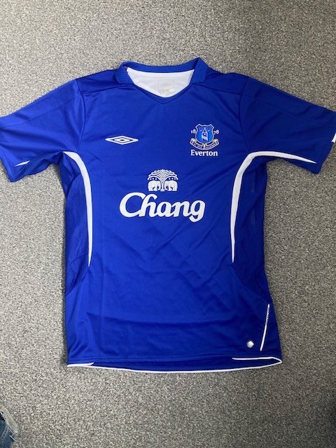 Genuine Original Everton Home Shirt - 2005/6 Medium Umbro for sale on Ebay