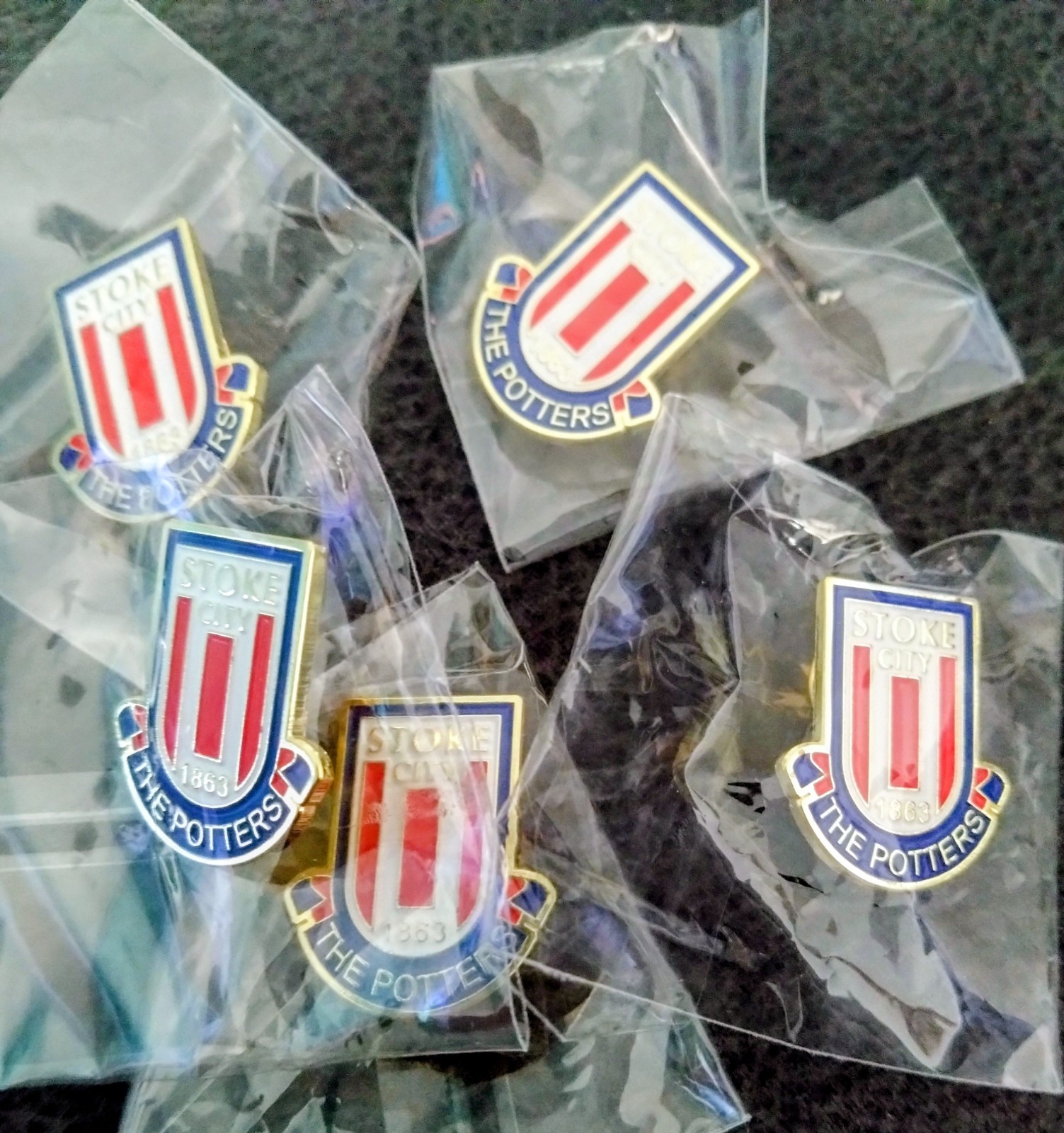 JOB LOT/COLLECTION OF 10 STOKE CITY FOOTBALL CLUB BADGES LOT A for sale on Ebay
