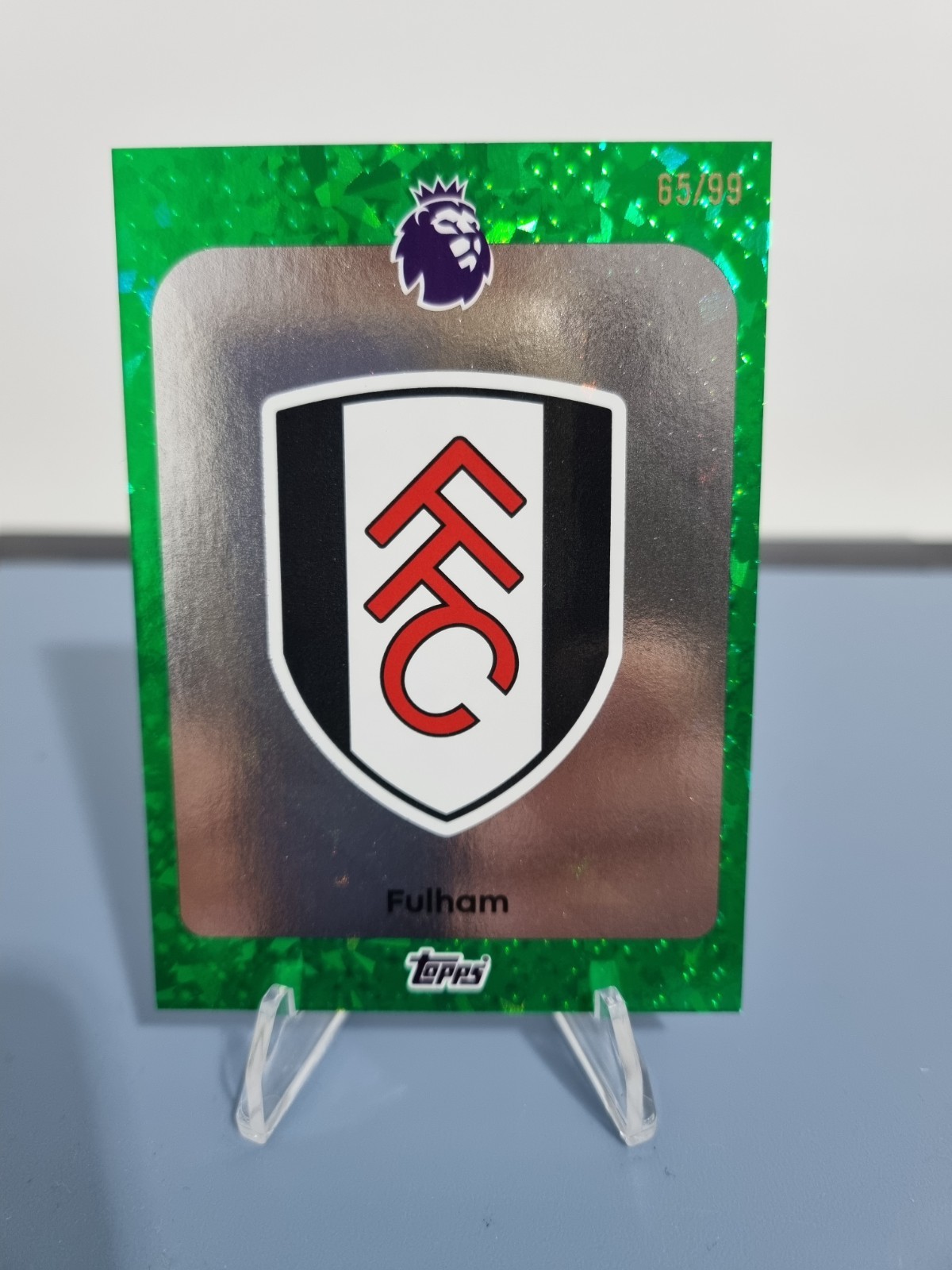 Topps Premier League 25/26 Fulham Team Badge Green /99 for sale on Ebay