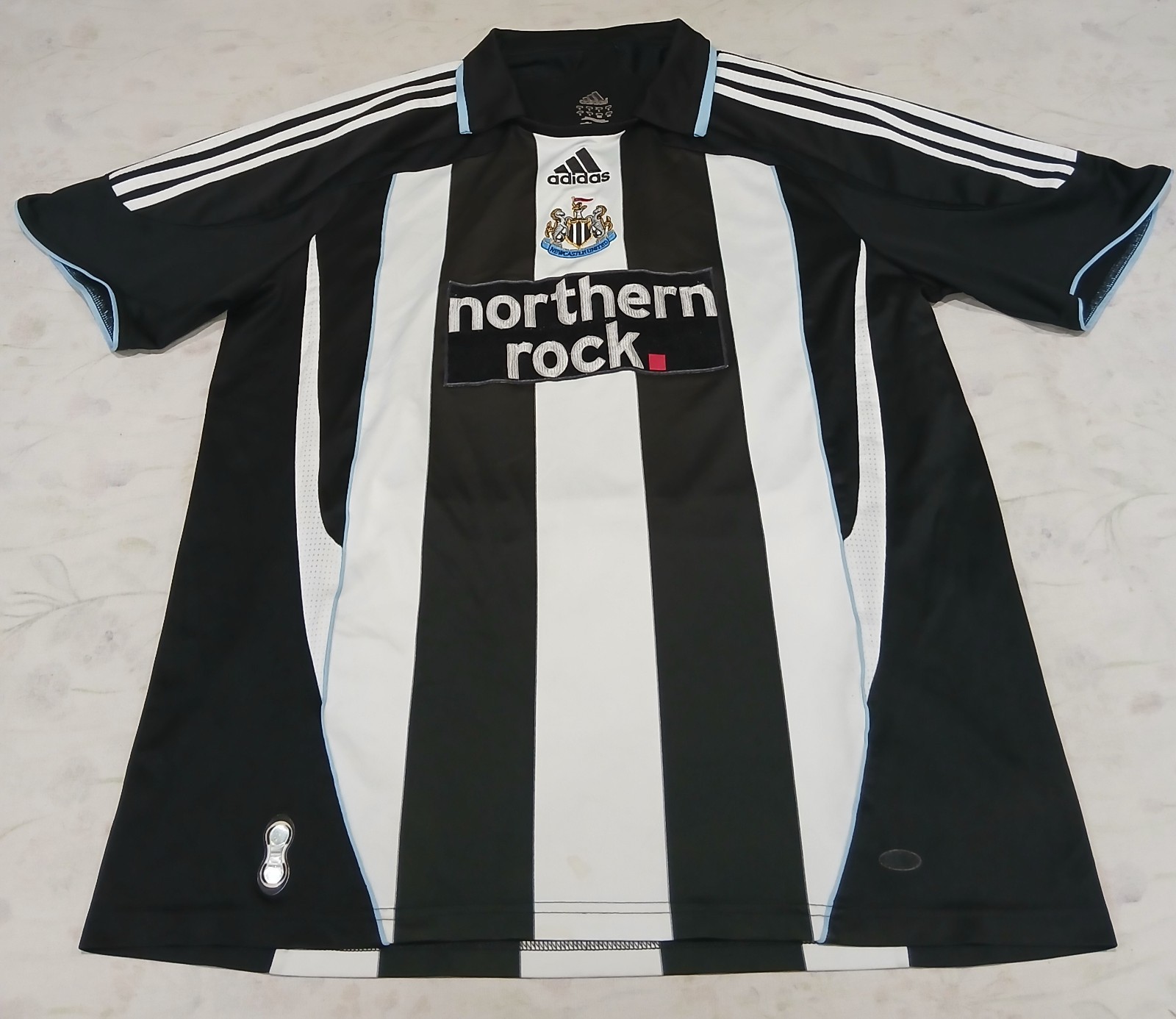 Vintage Newcastle United 2007/09 Adidas Men's Size L Home Orignal Football Shirt for sale on Ebay