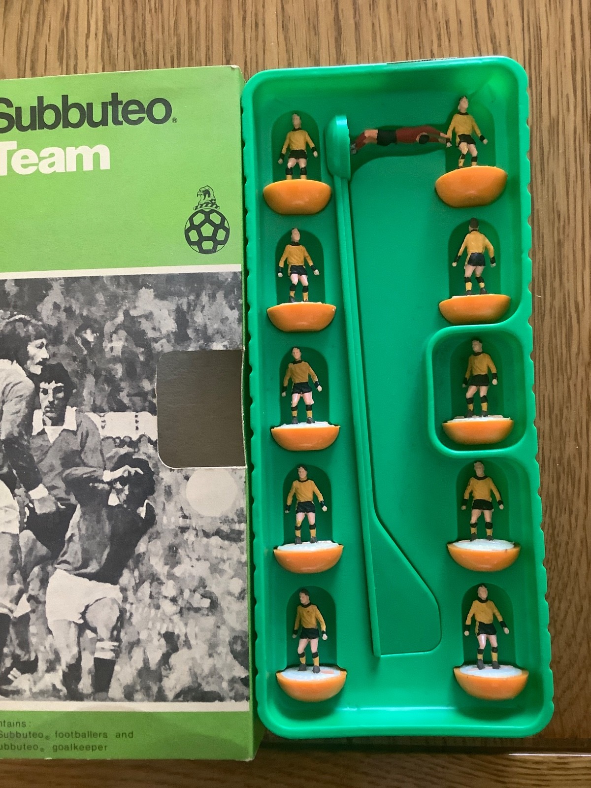heavy weight subbuteo team wolves ref 77 white inner base rare see photos  for sale on Ebay