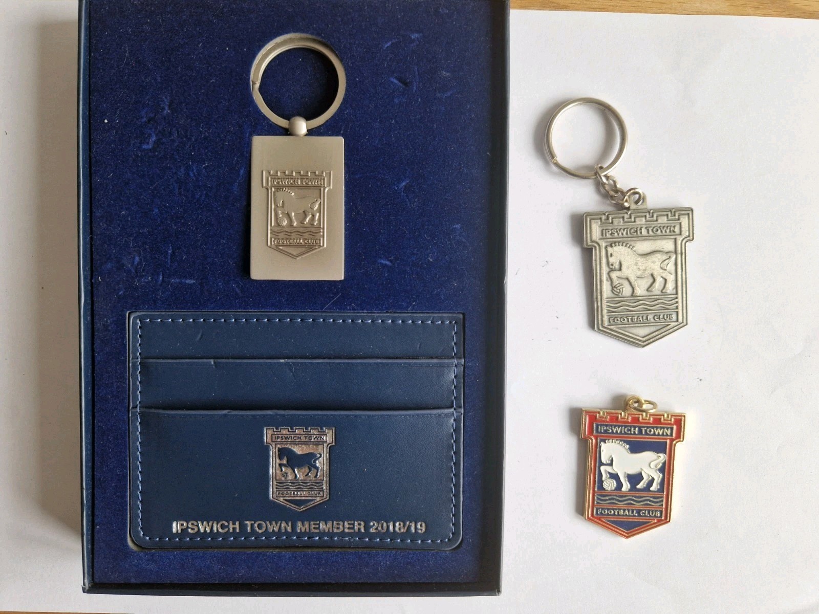 Ipswich Town FC Official Credit card holder/ wallet with 3 key ring fobs  for sale on Ebay