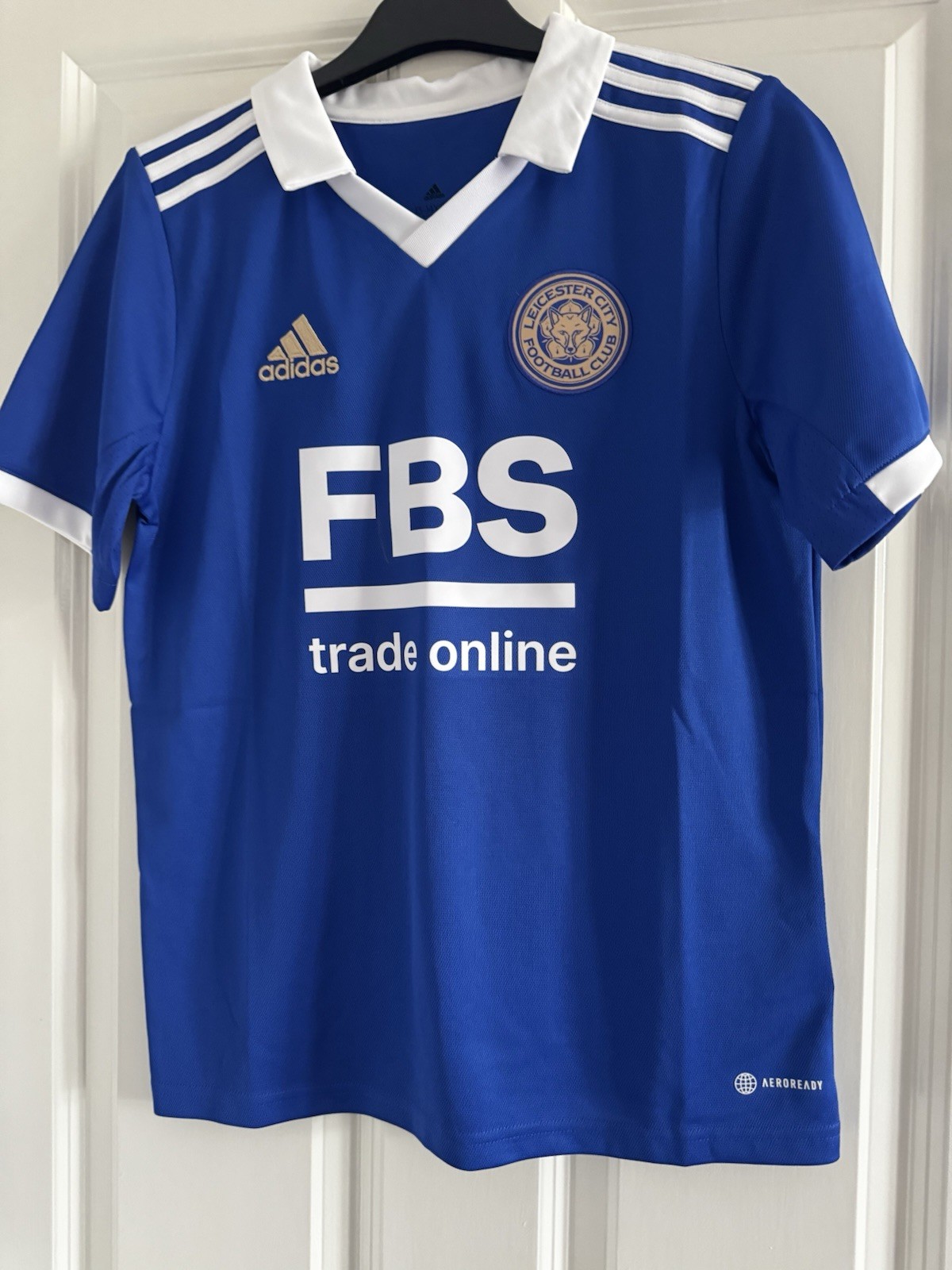 Leicester city signed Shirt Wout Faes  for sale on Ebay