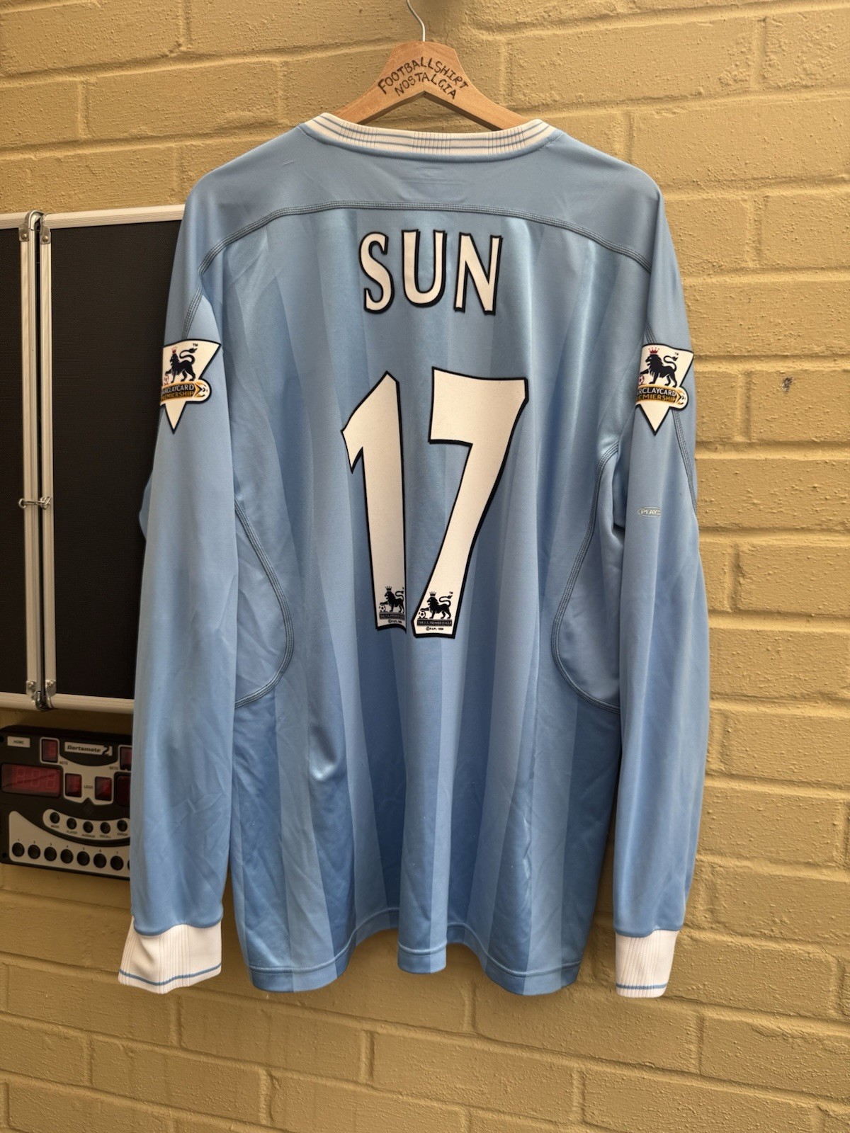 Manchester City 2003-04 Home Football Shirt Men’s XL #17 SUN Long Sleeved for sale on Ebay