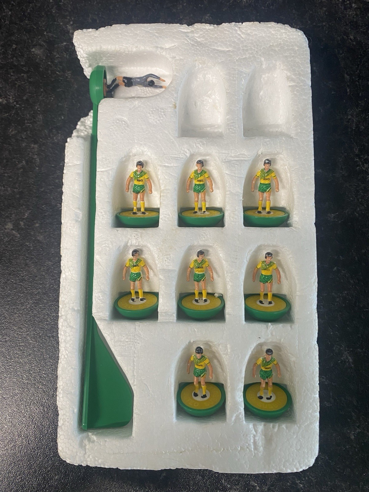 Subbuteo LW NORWICH Ref 709 for sale on Ebay