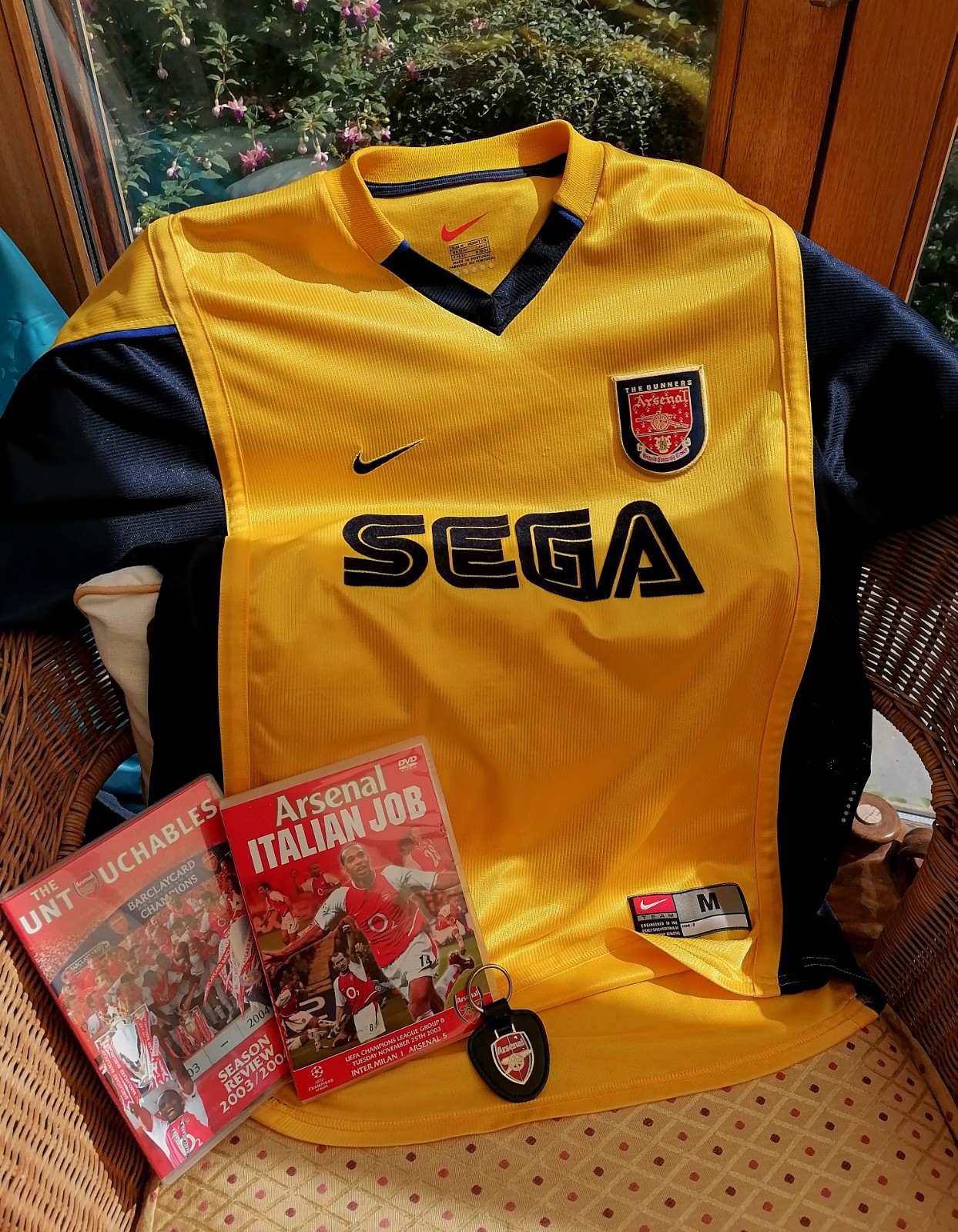 ARSENAL SEGA SHIRT (99-01) VINTAGE ORIGINAL Medium Plus 2 DVDS and KEY FOB. VGC for sale on Ebay
