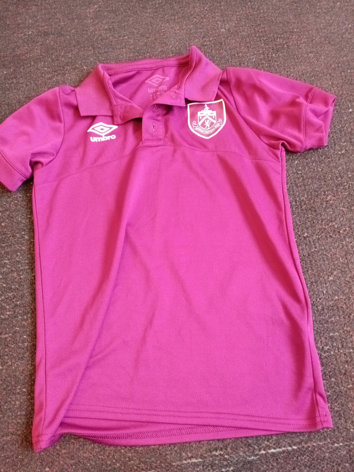 Burnley FC Casual Top Size Youths Small  for sale on Ebay